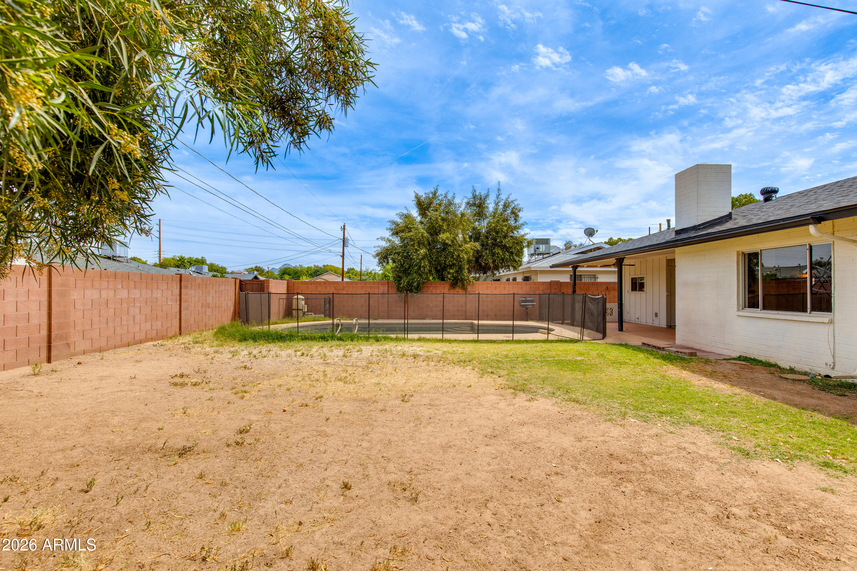 1524 W OCOTILLO Road