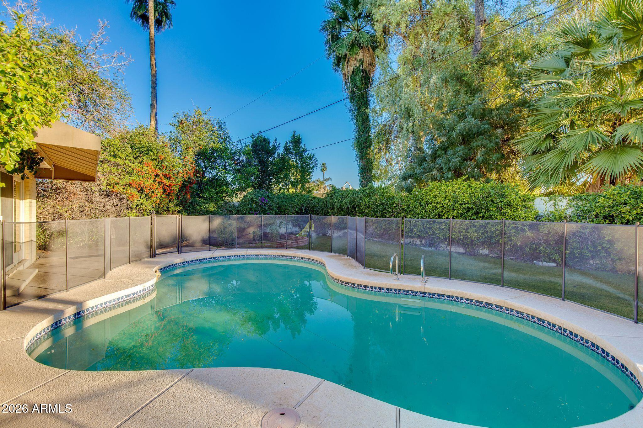 313 E WAGON WHEEL Drive