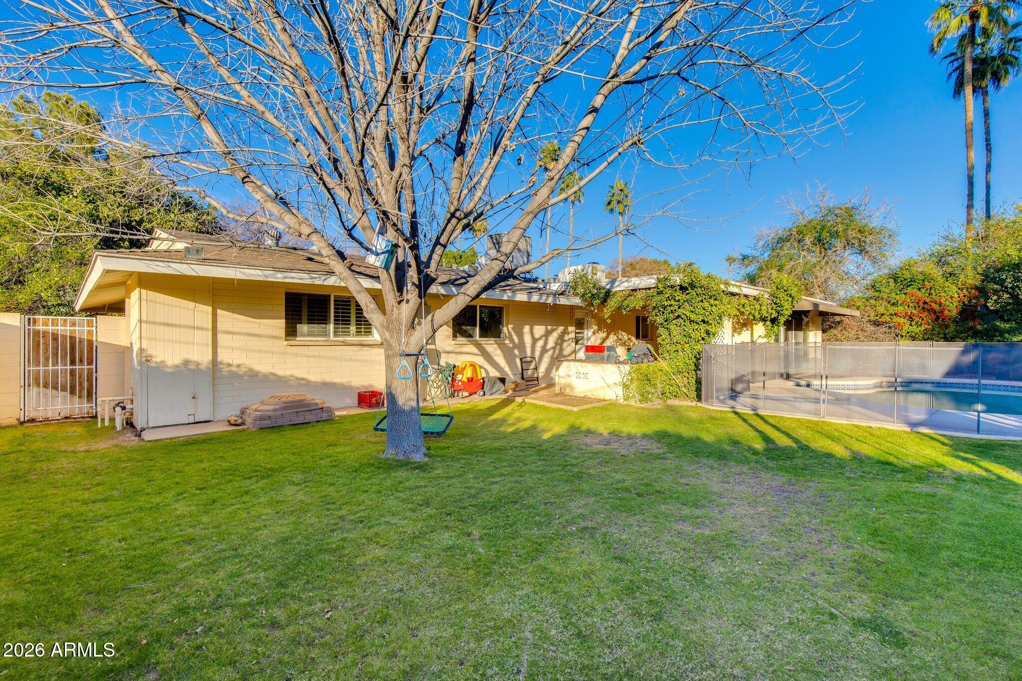 313 E WAGON WHEEL Drive