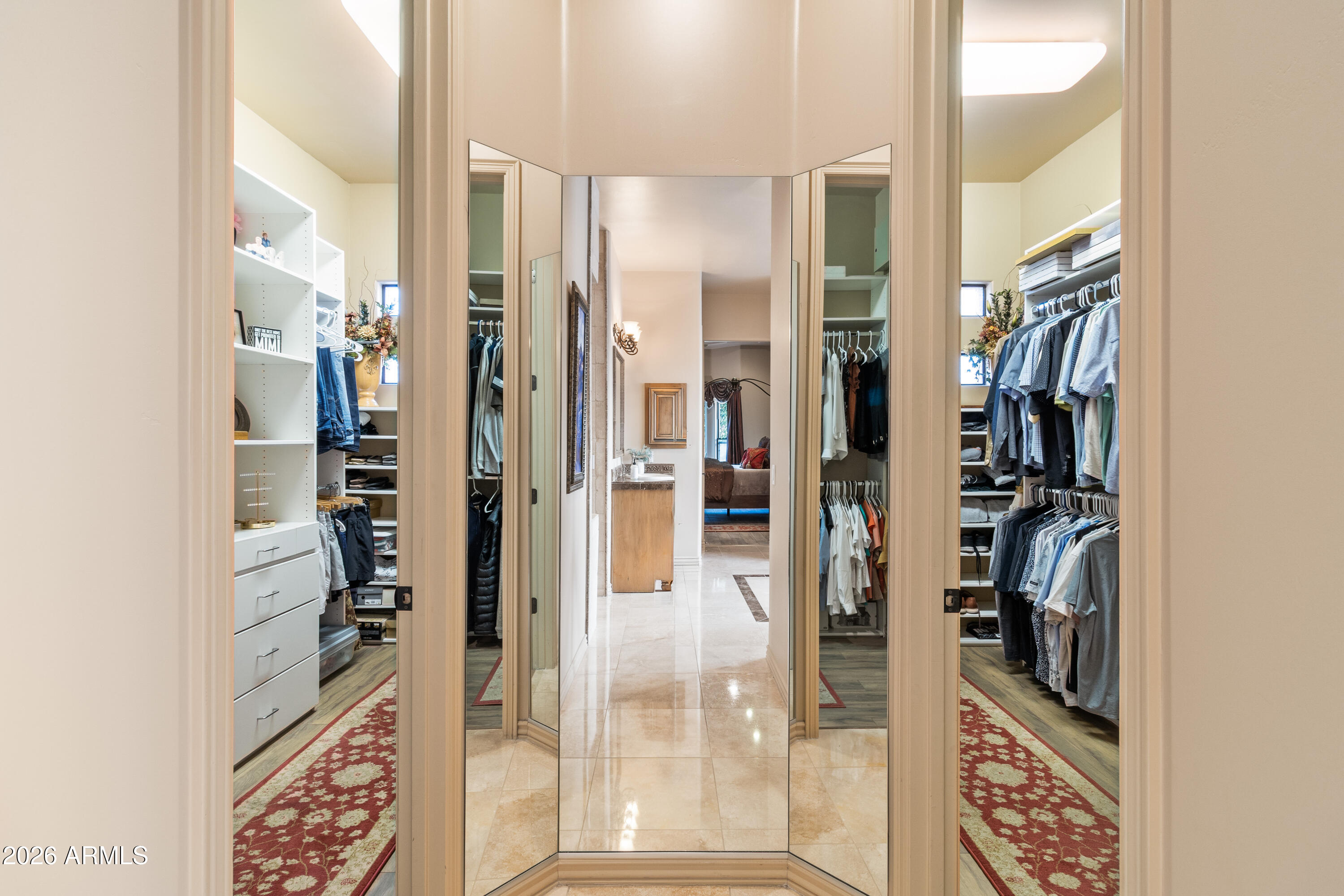 18009 W MONTEBELLO Avenue