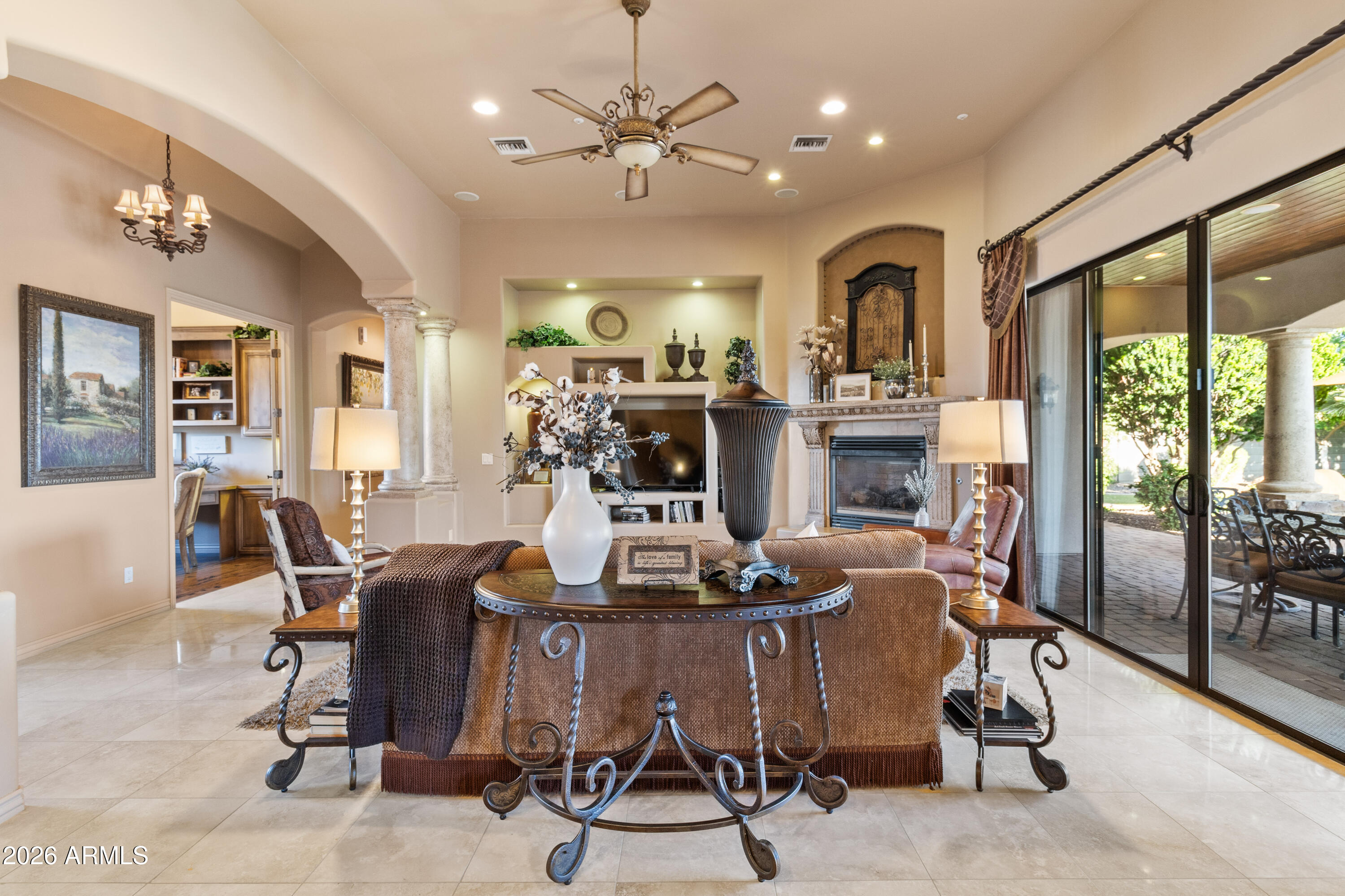 18009 W MONTEBELLO Avenue