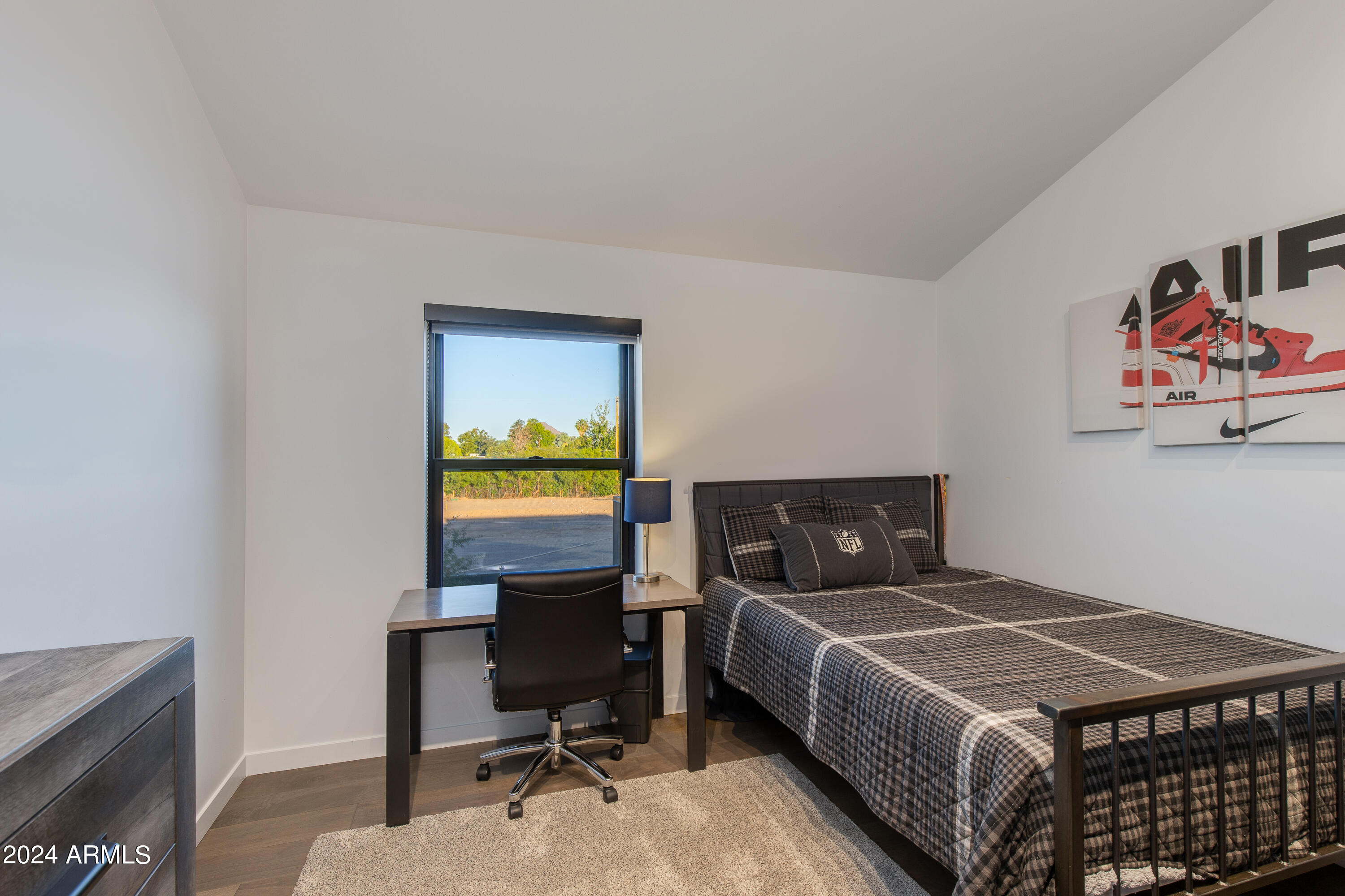 1341 E POMELO GROVE Lane