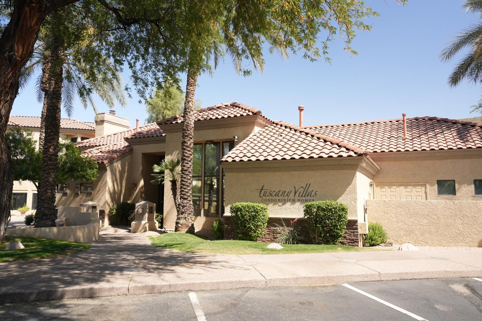 4925 E Desert Cove Avenue 234