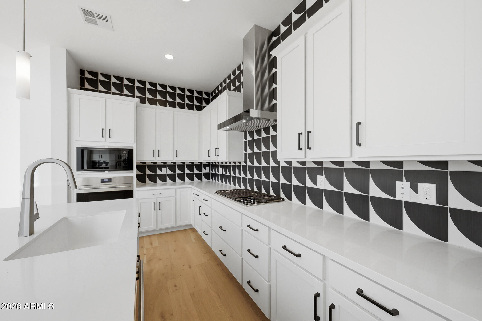 100 W Northern Avenue 4