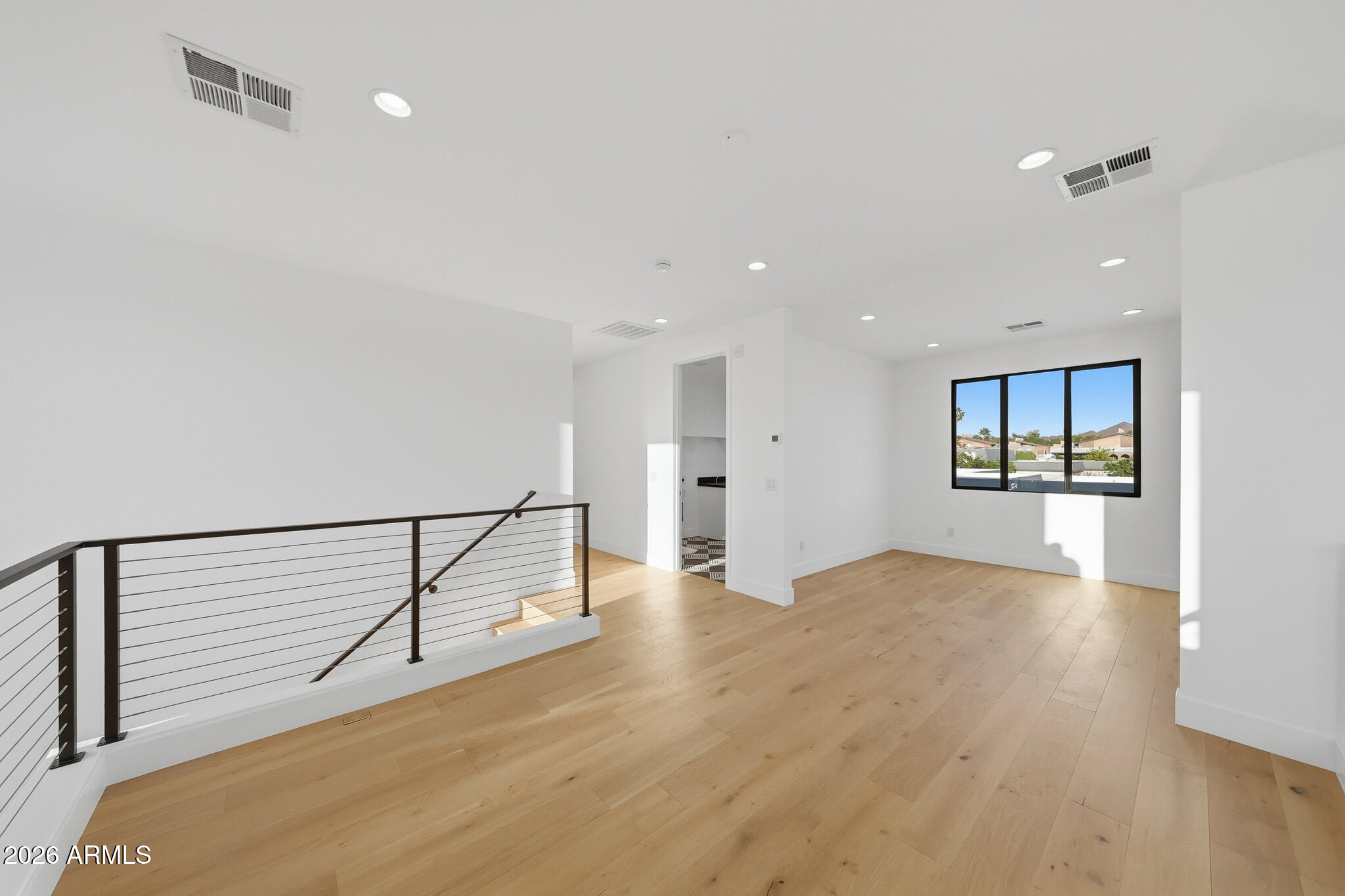 100 W Northern Avenue 4