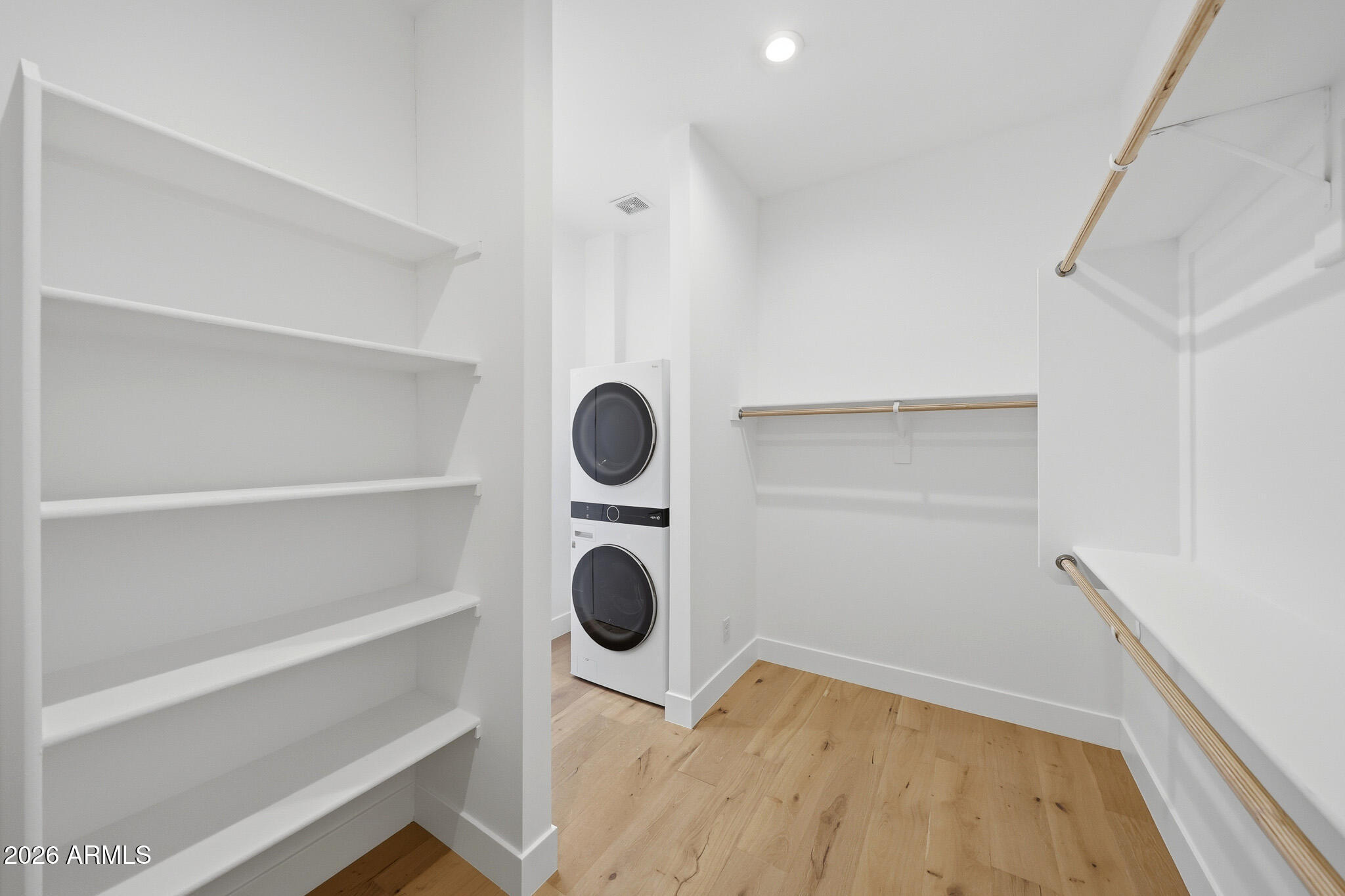 100 W Northern Avenue 4