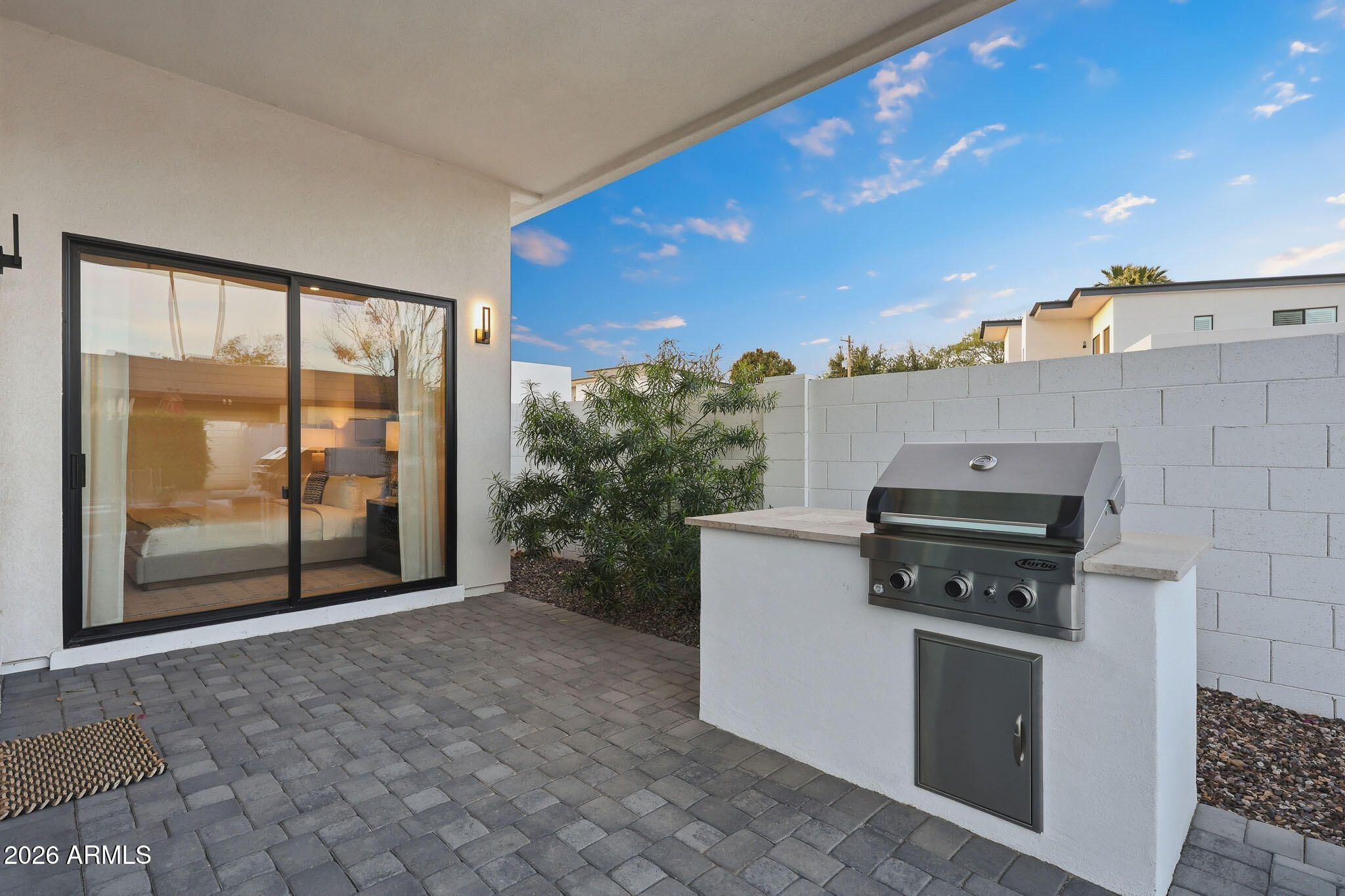 100 W Northern Avenue 6