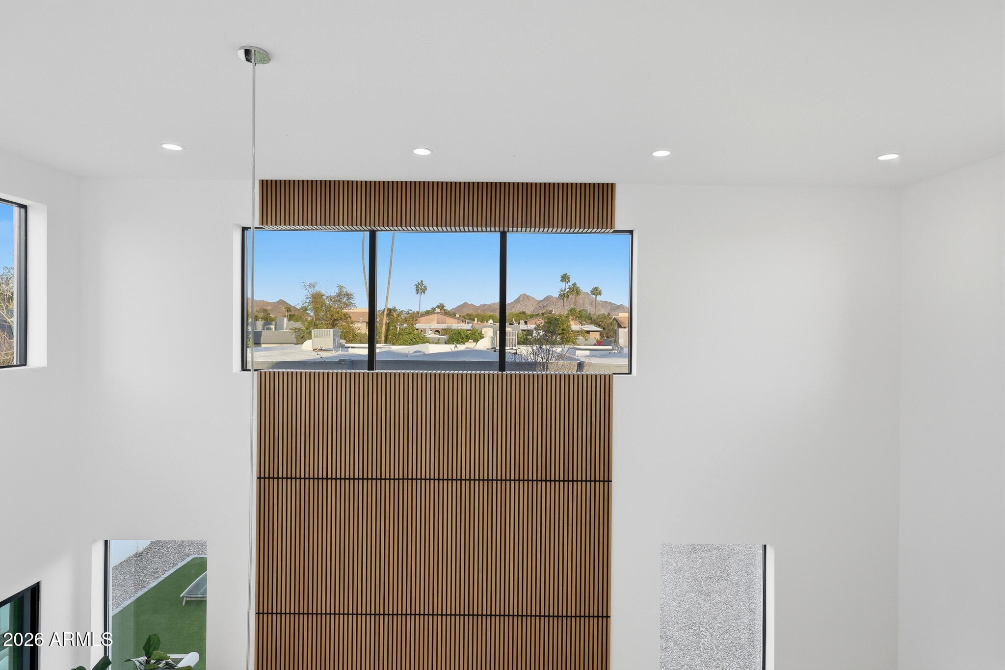 100 W Northern Avenue 6