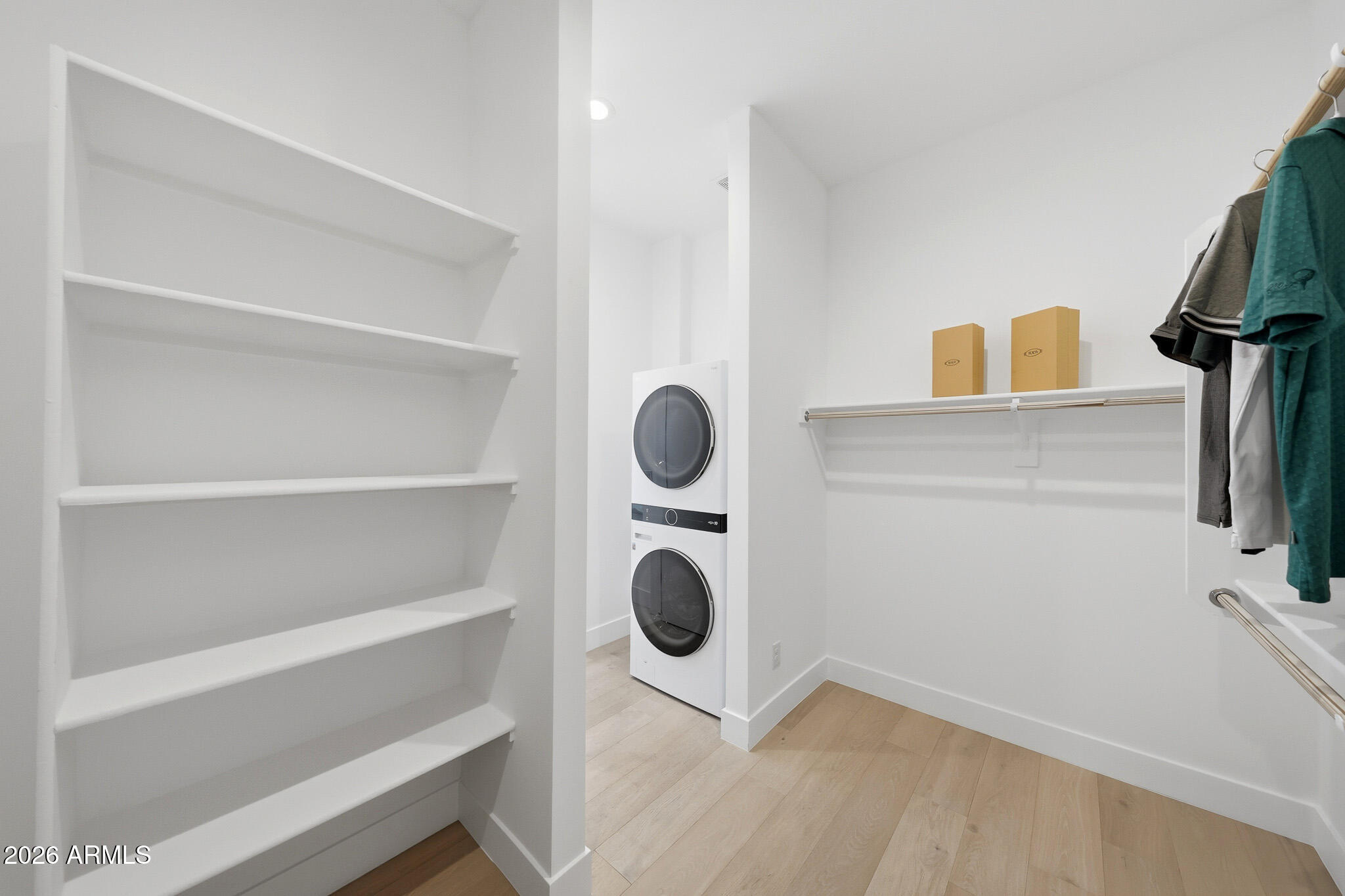 100 W Northern Avenue 6