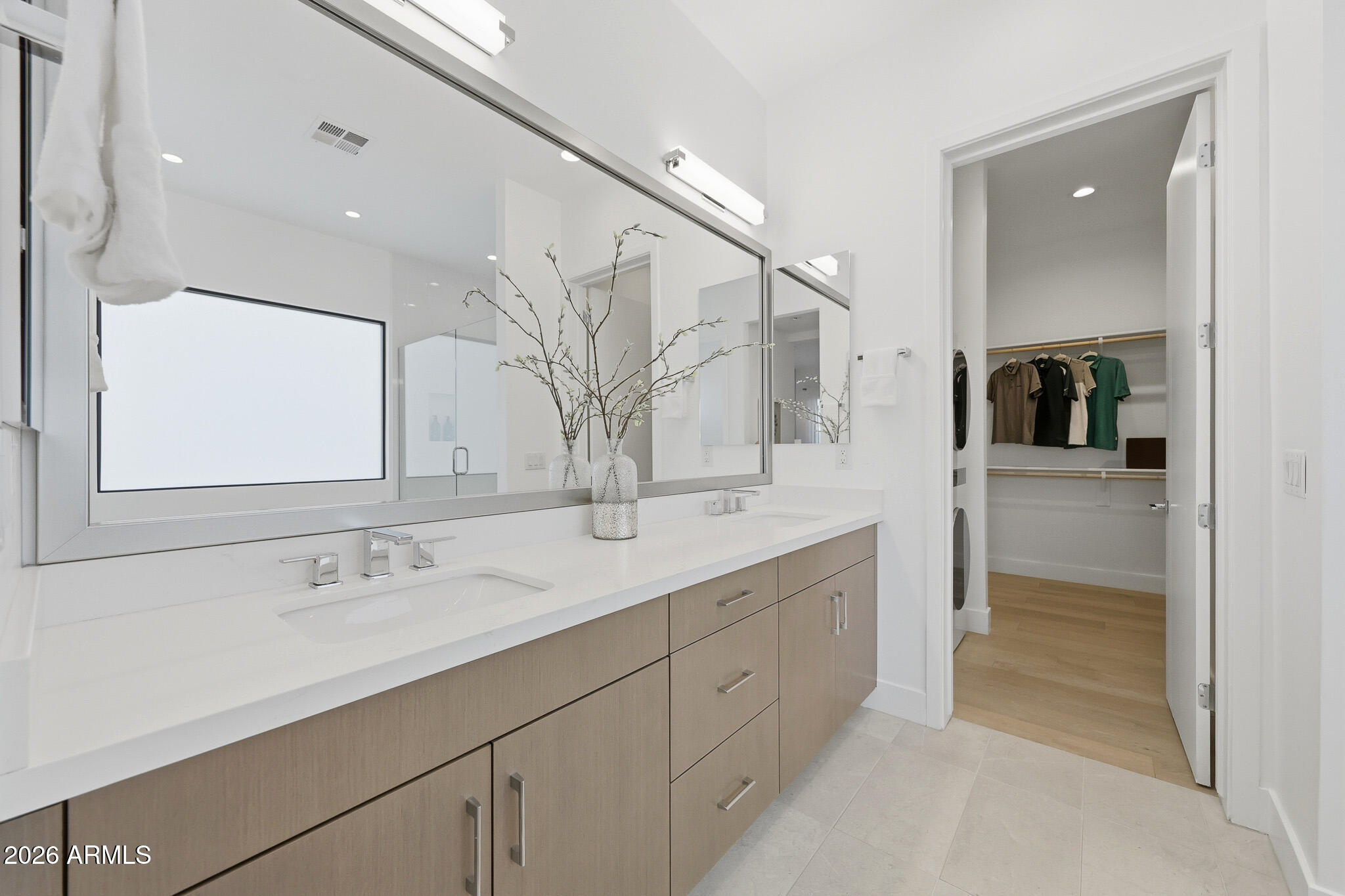 100 W Northern Avenue 6