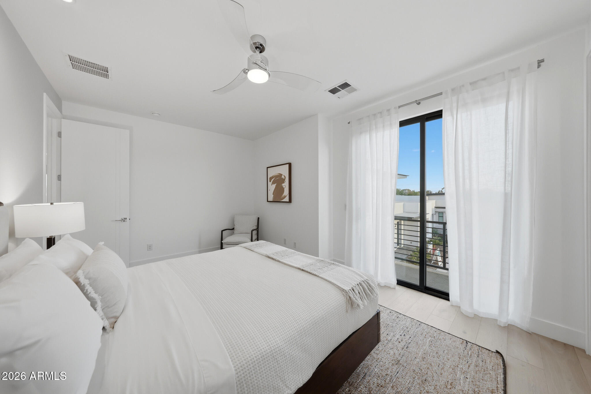 100 W Northern Avenue 6