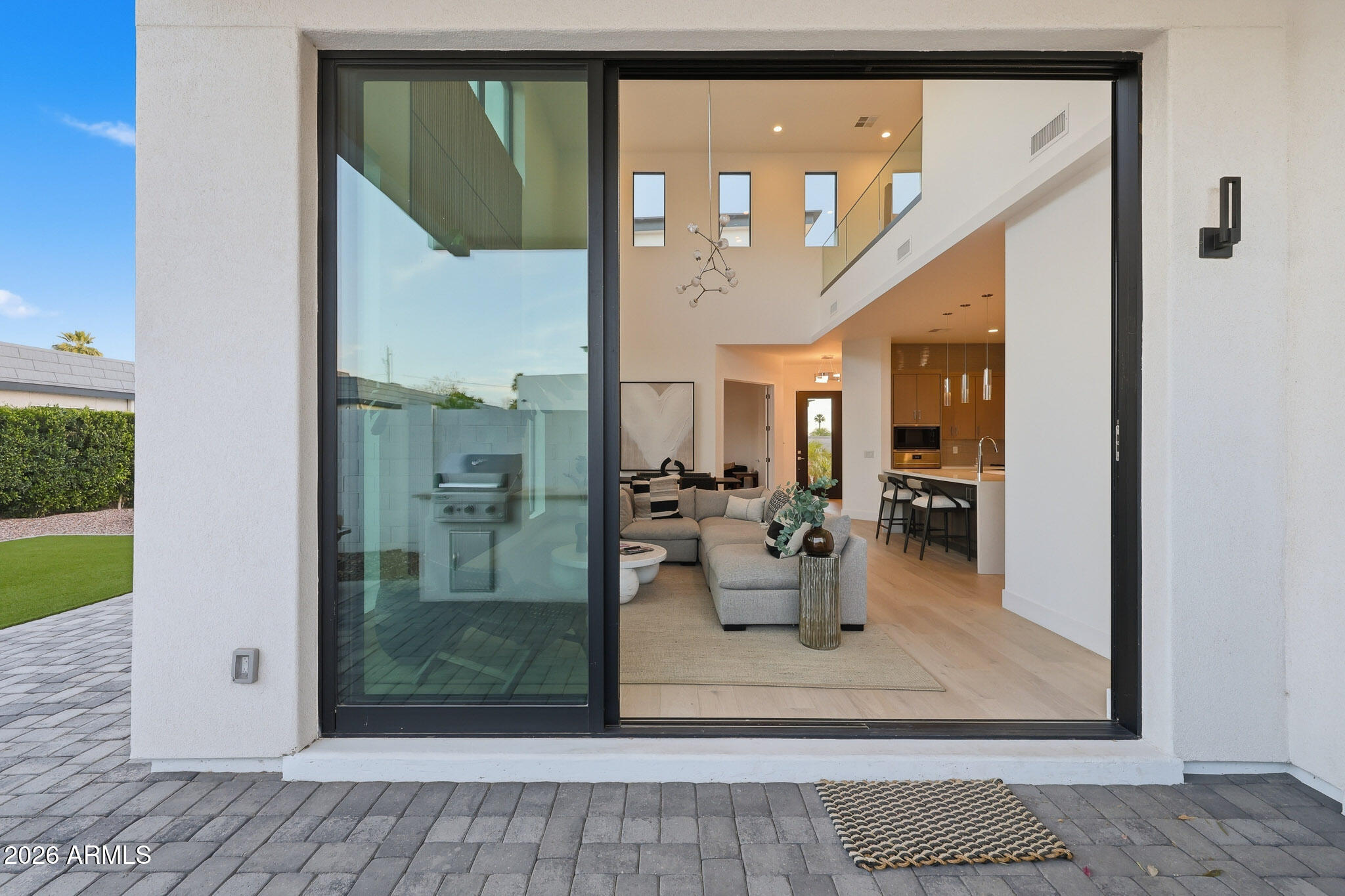 100 W Northern Avenue 6