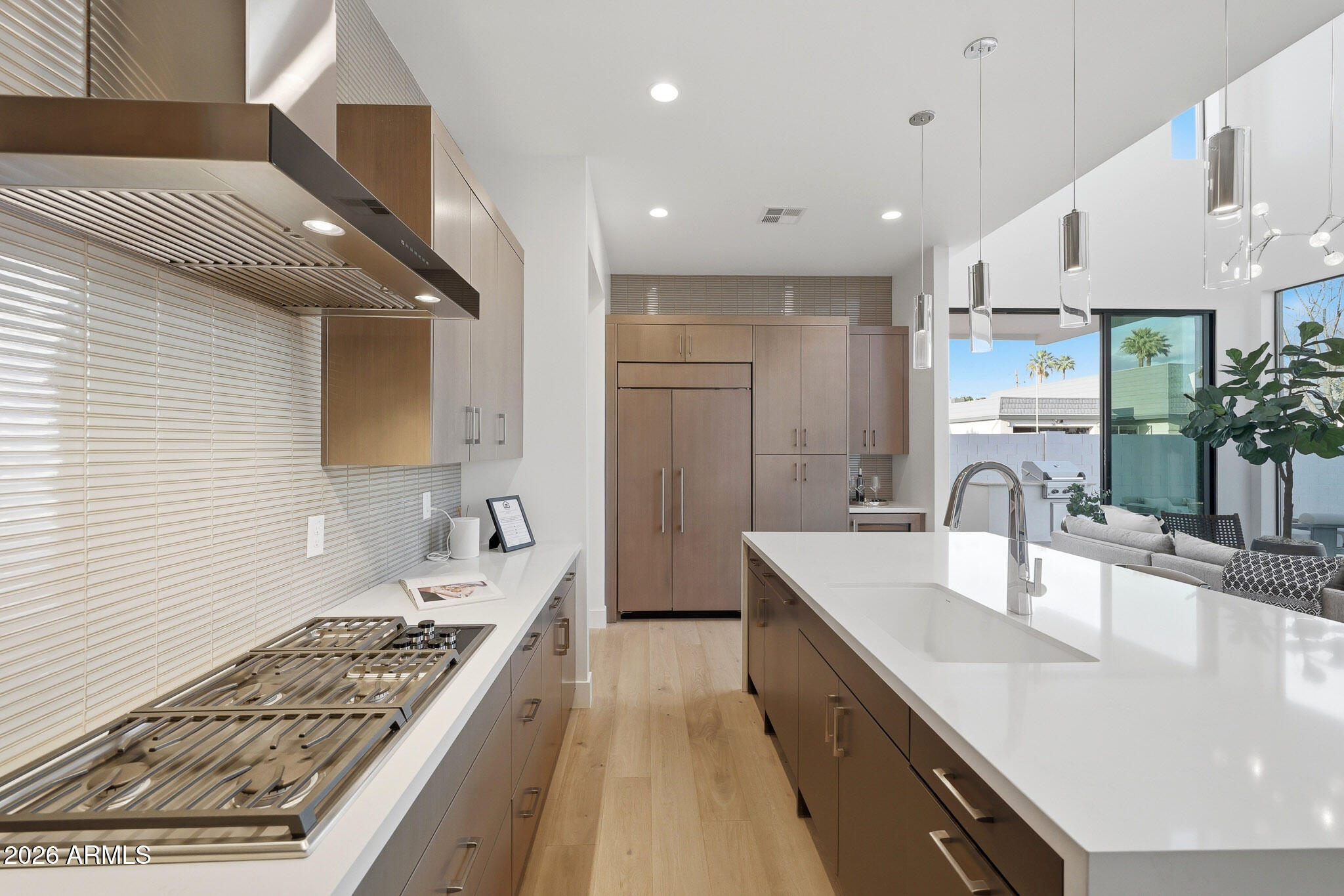 100 W Northern Avenue 6