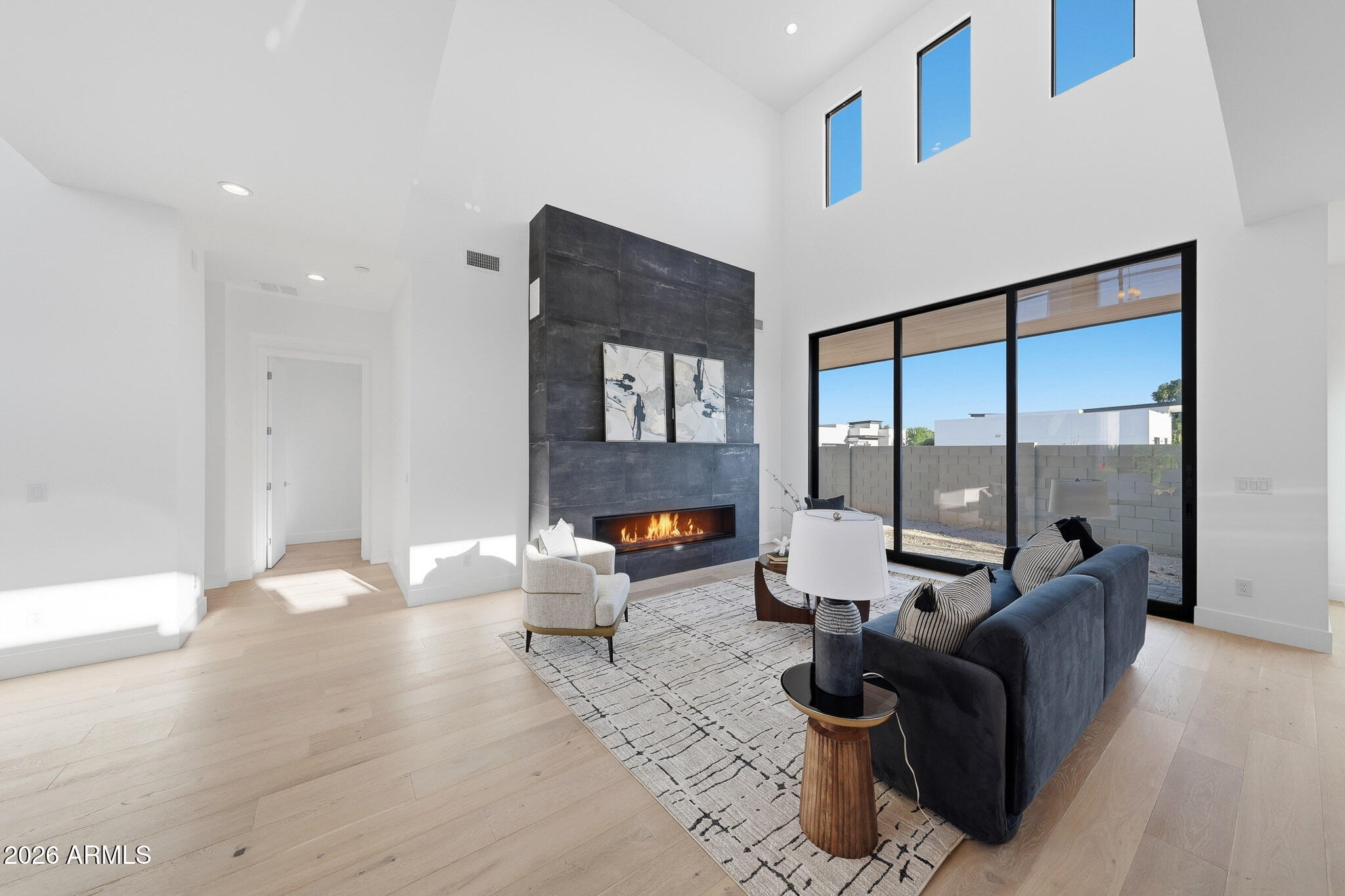 100 W Northern Avenue 7