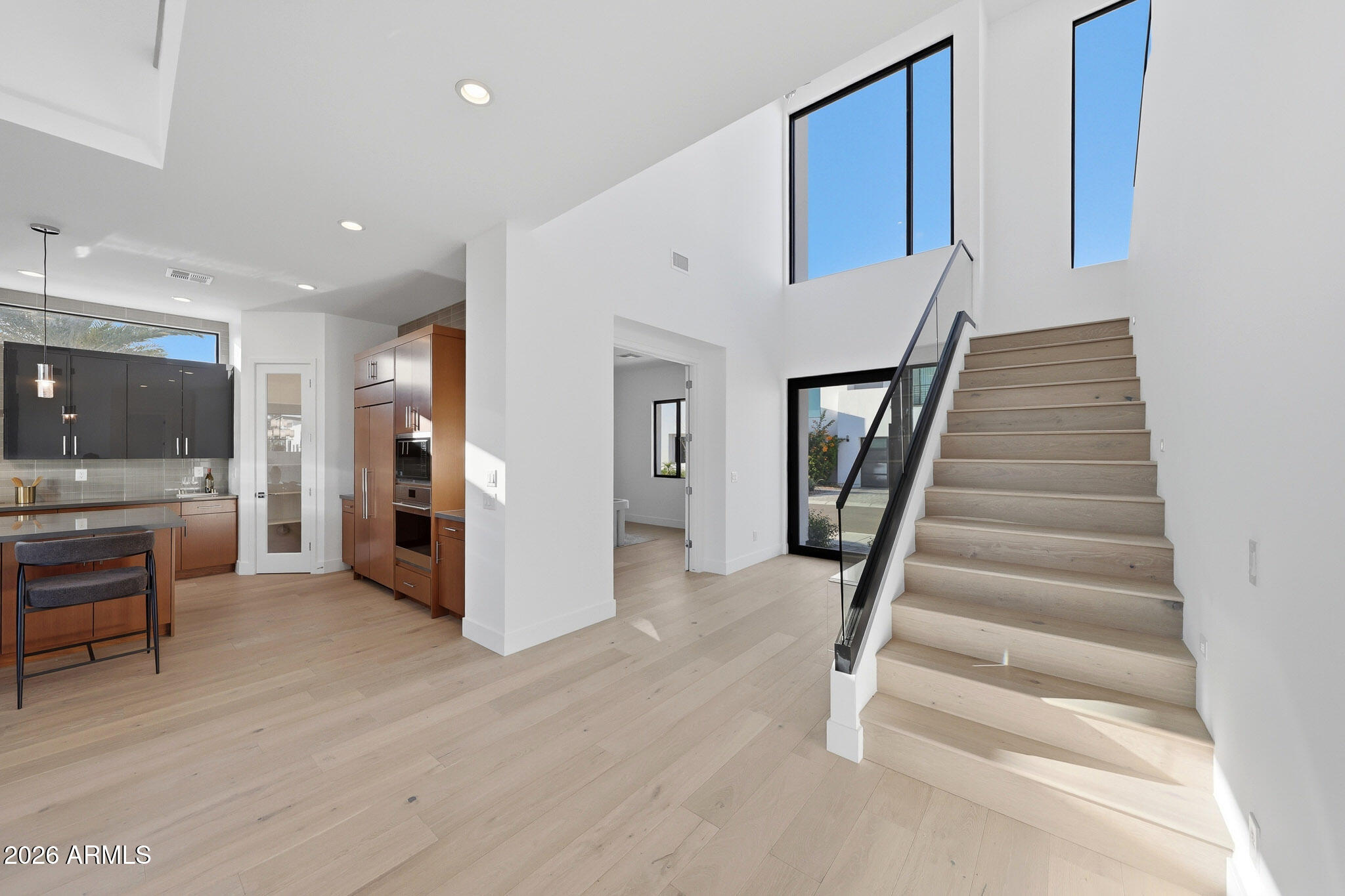 100 W Northern Avenue 7