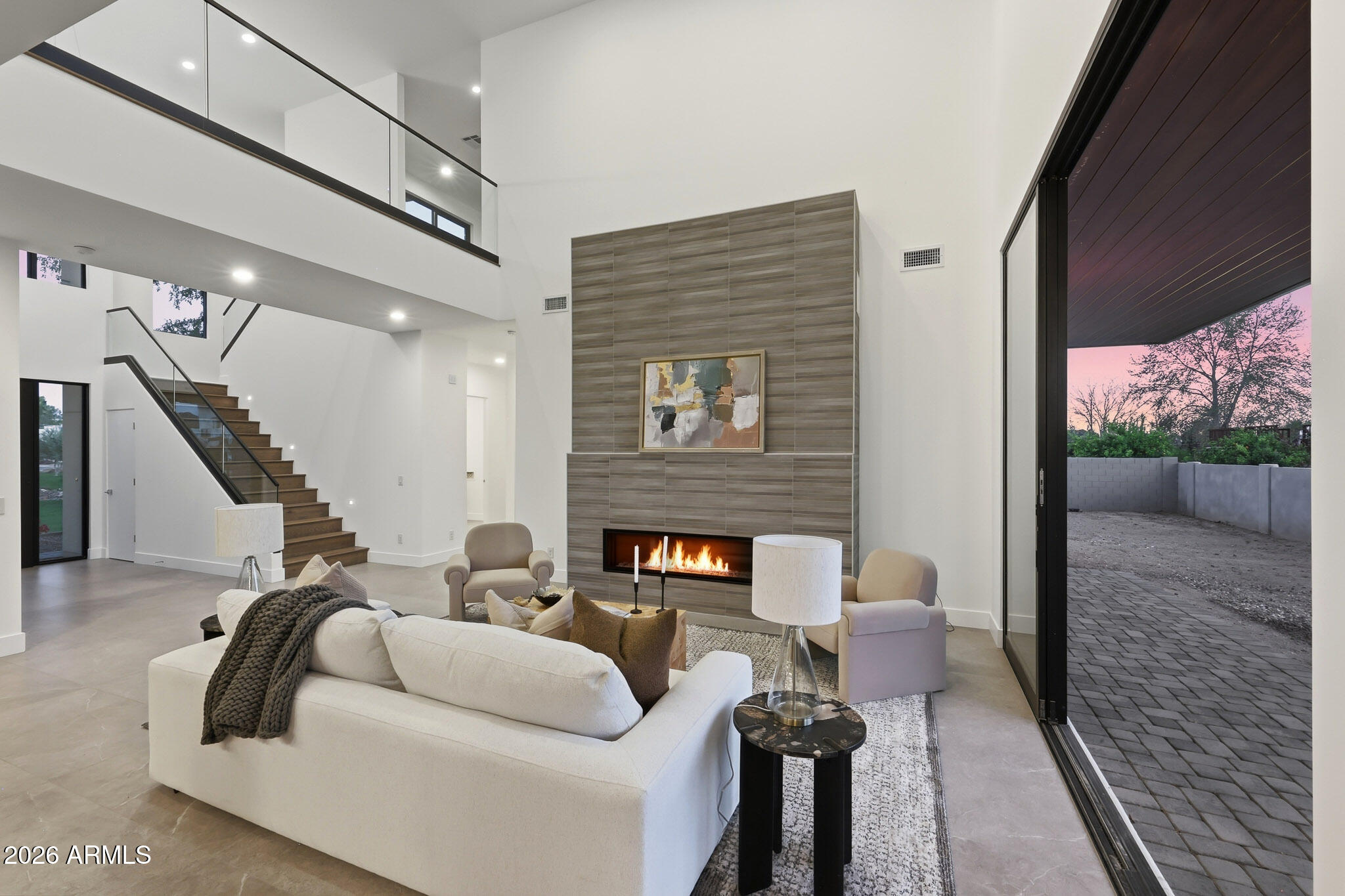 100 W Northern Avenue 15