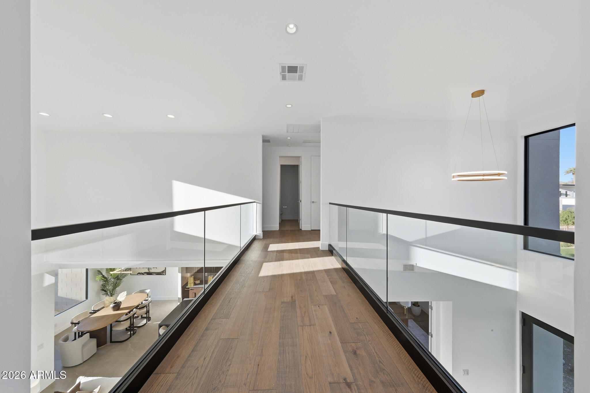 100 W Northern Avenue 15