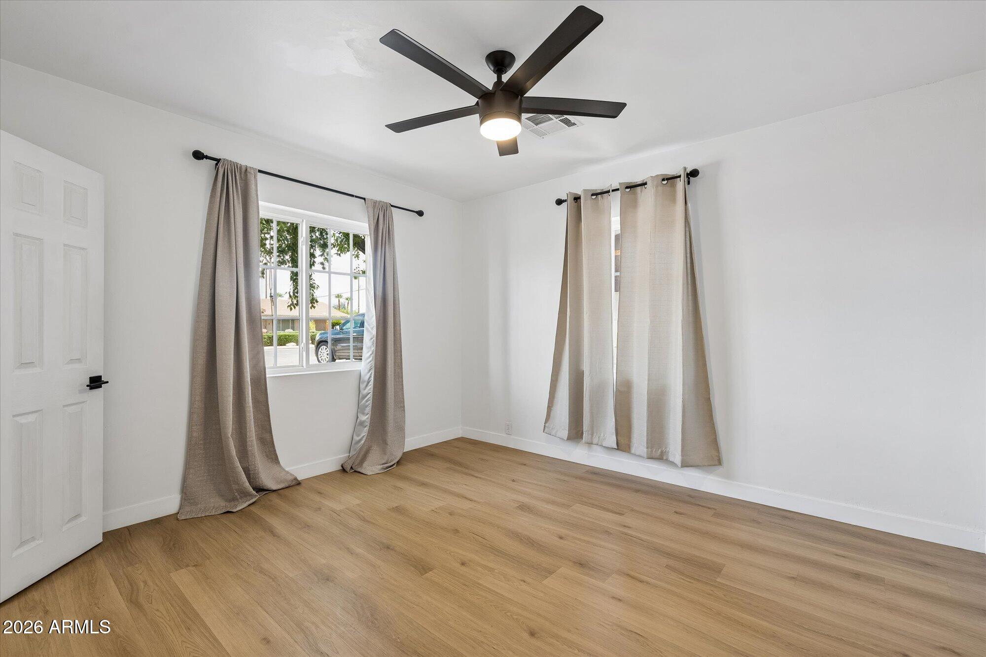 1731 E VERDE Lane