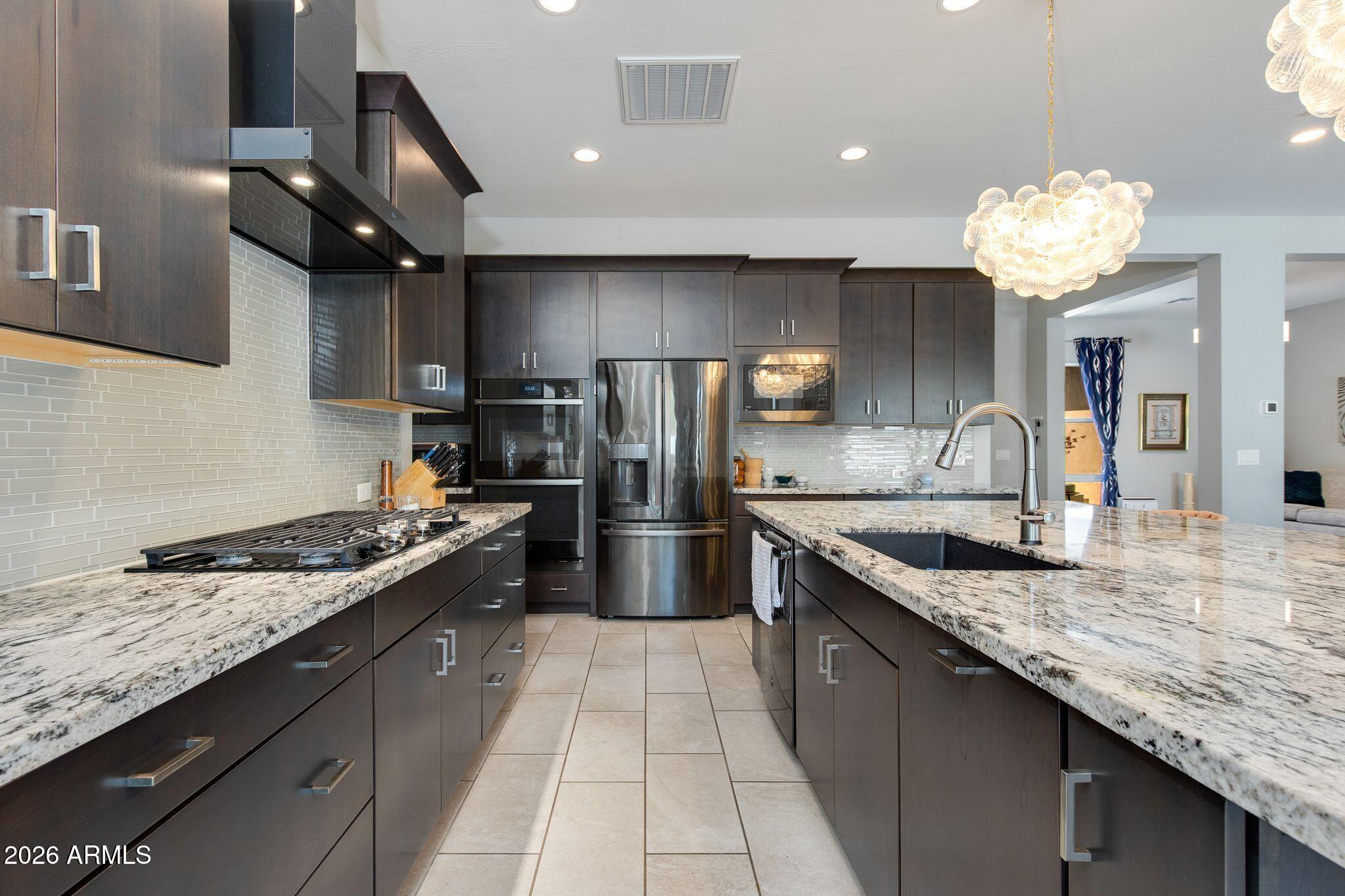1332 E LA MIRADA Drive