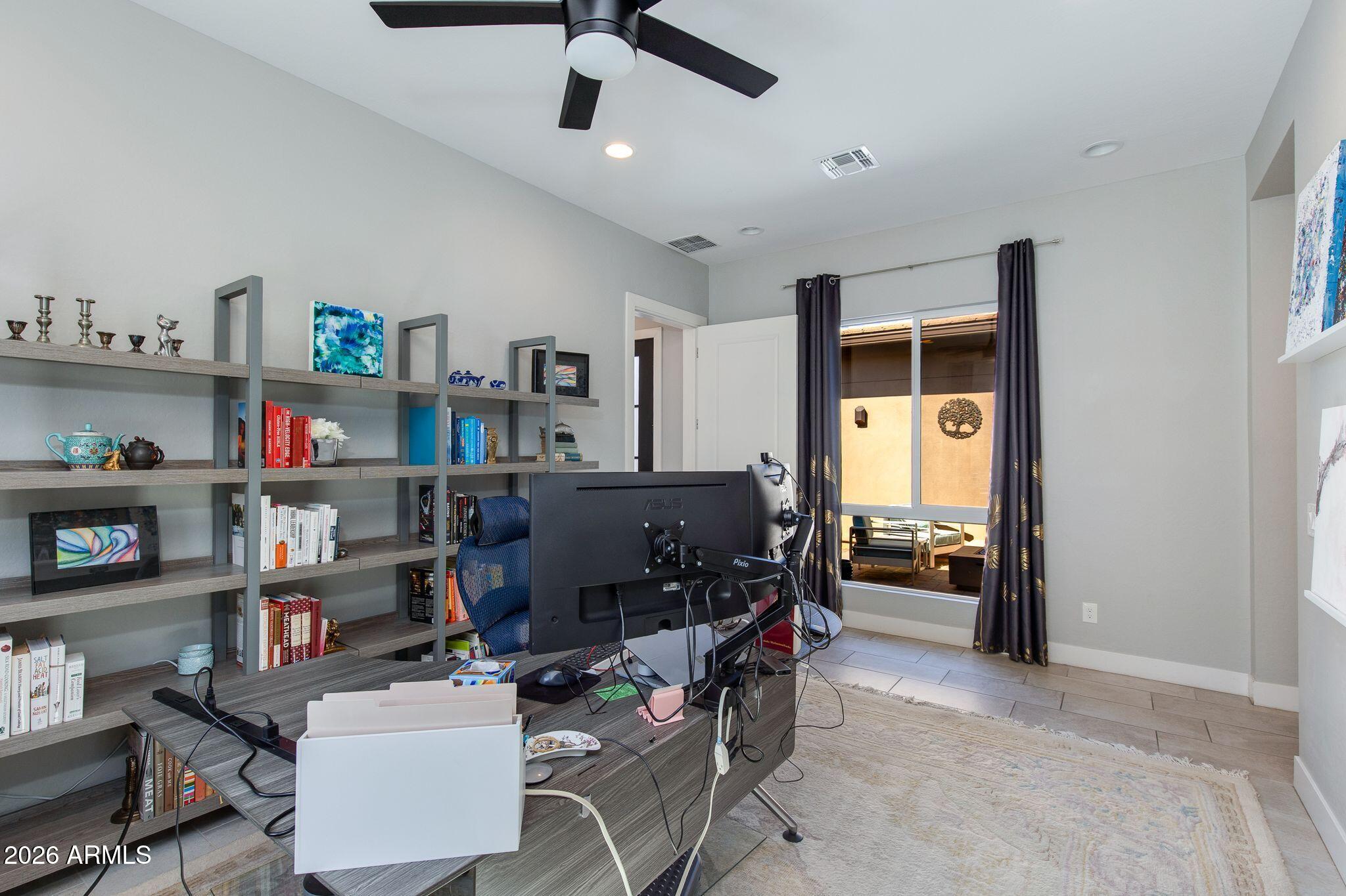 1332 E LA MIRADA Drive