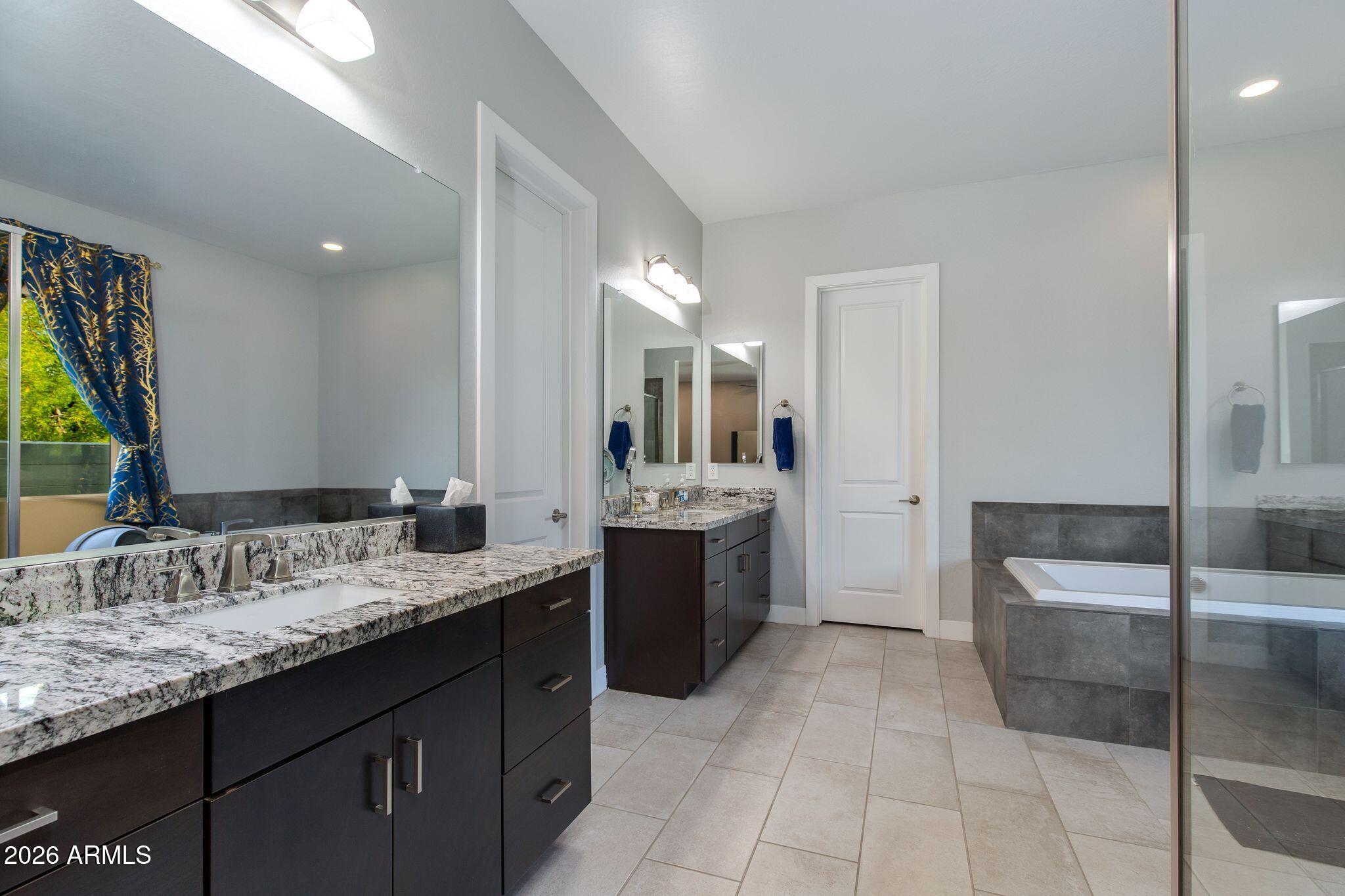 1332 E LA MIRADA Drive