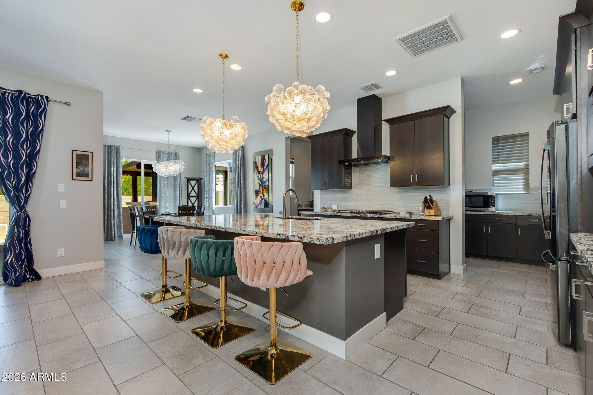 1332 E LA MIRADA Drive