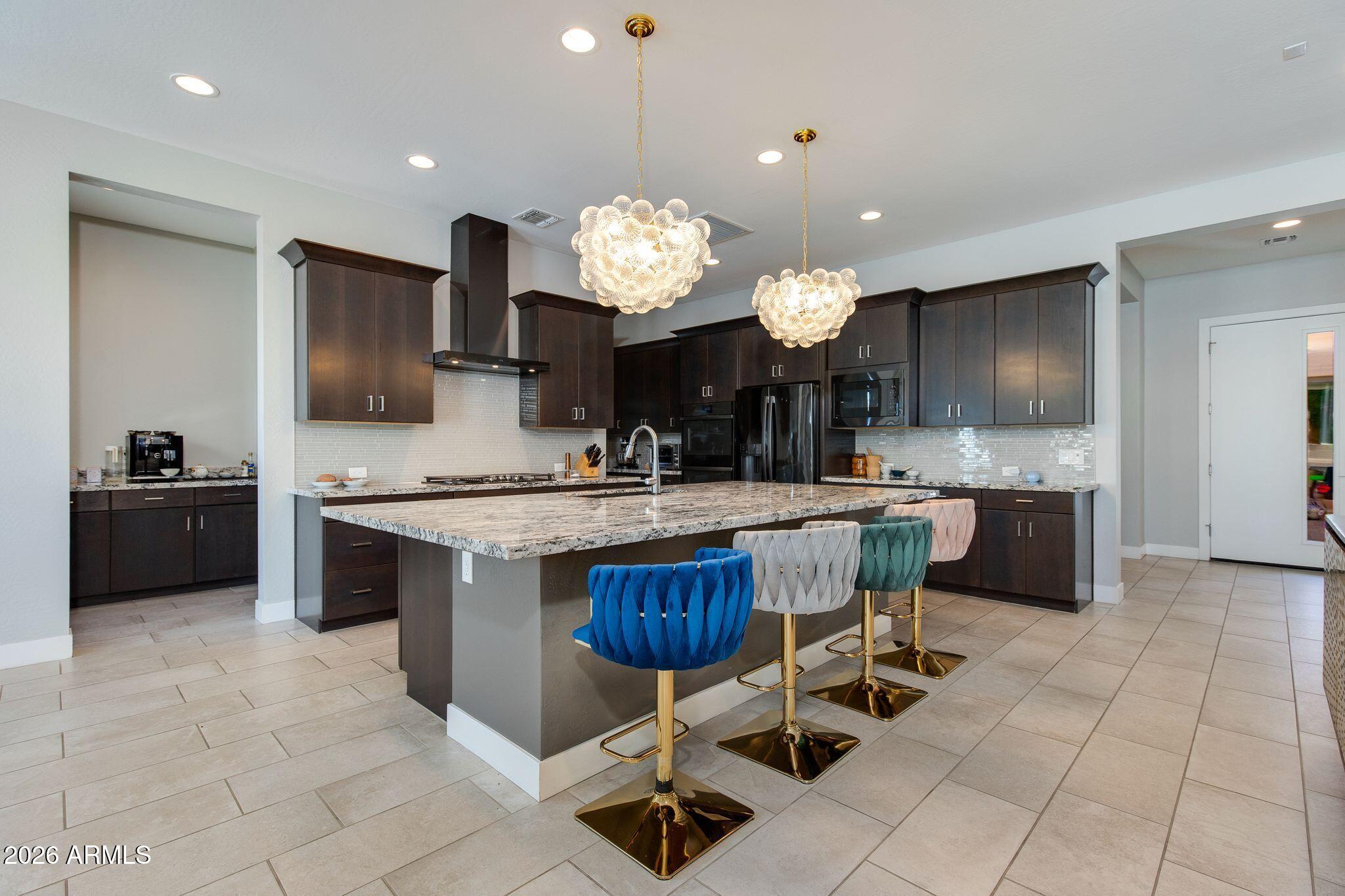 1332 E LA MIRADA Drive