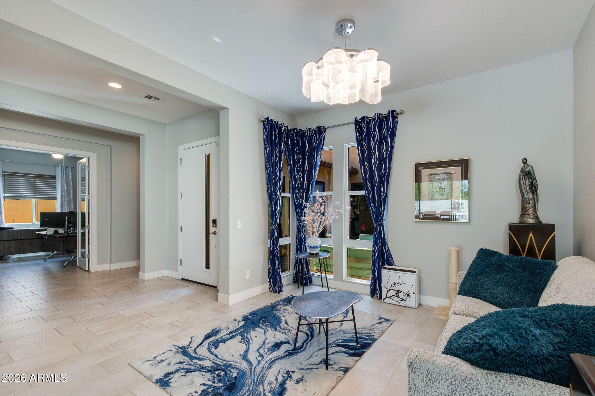 1332 E LA MIRADA Drive