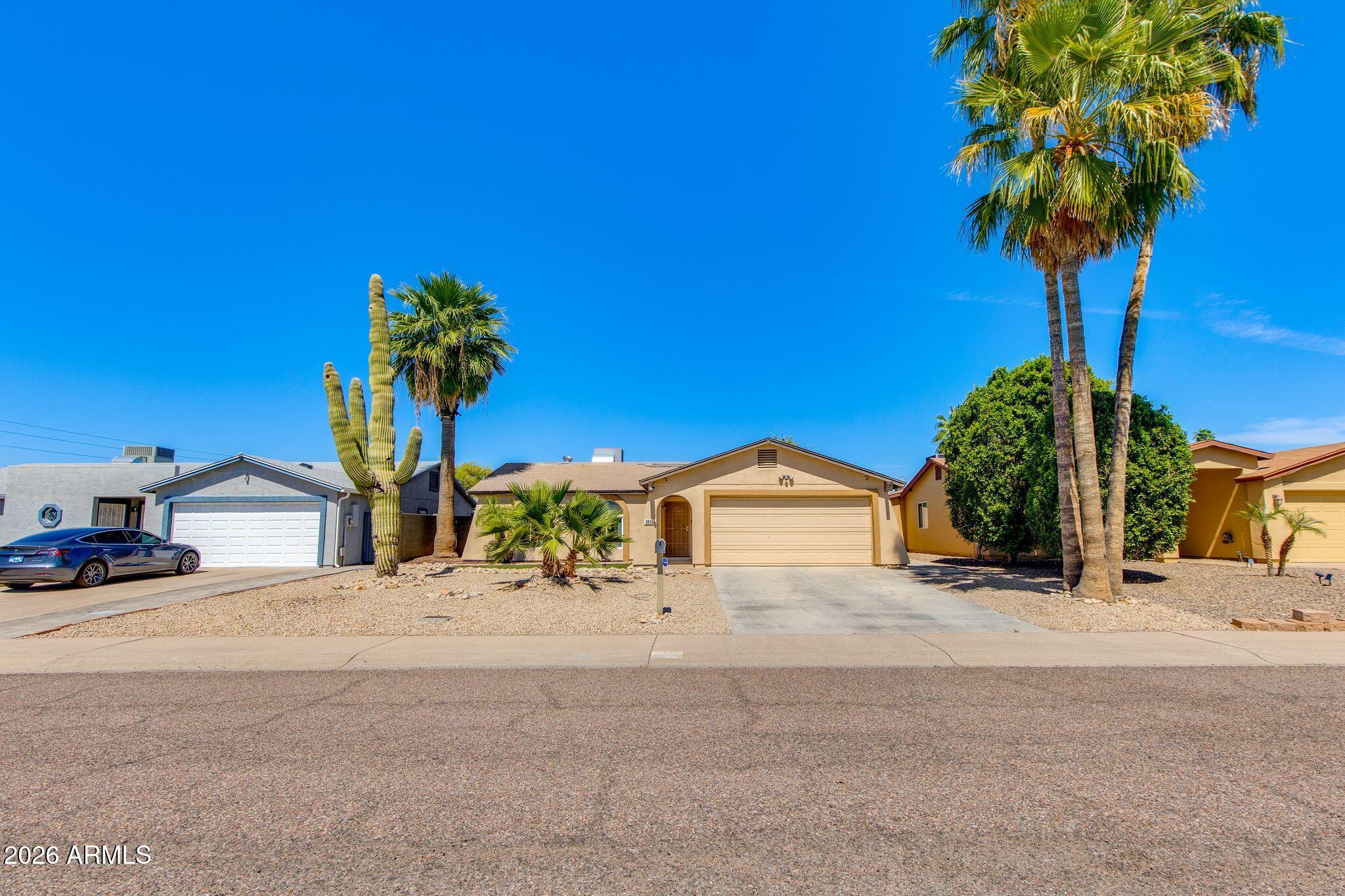 3608 E JANICE Way