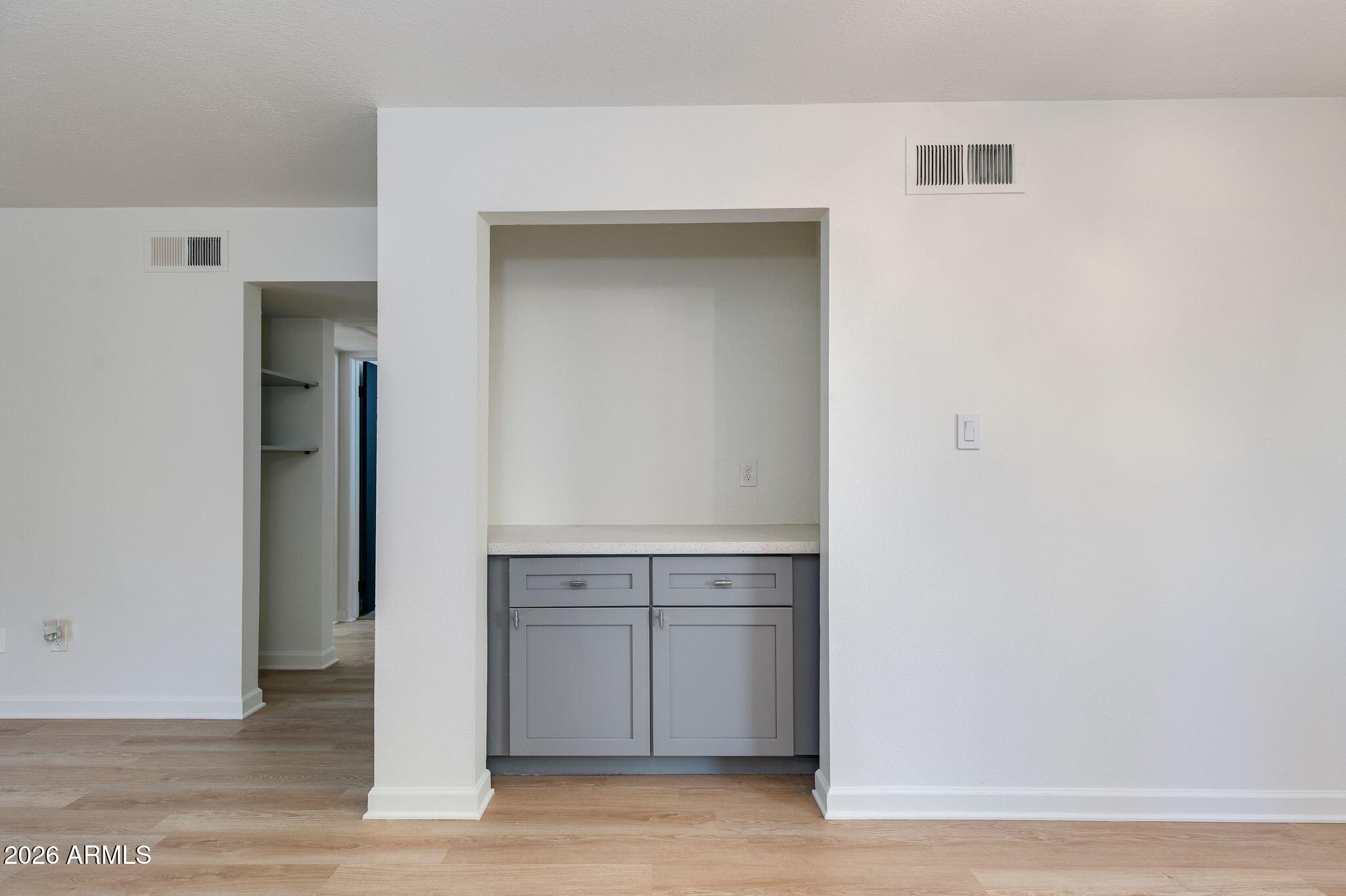 4950 N MILLER Road 116