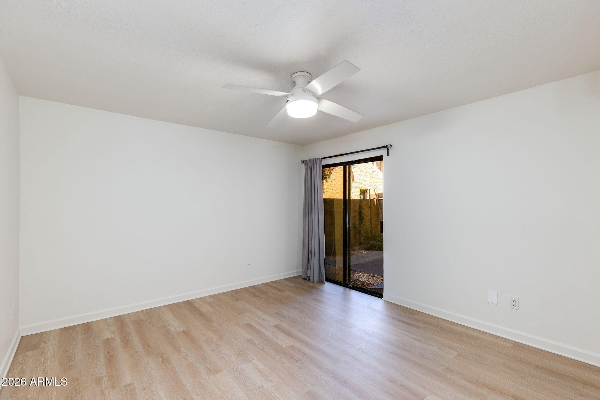 4950 N MILLER Road 116