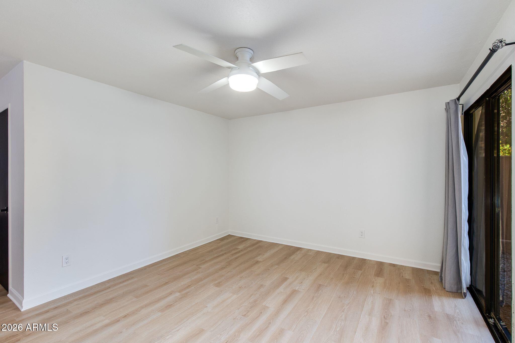 4950 N MILLER Road 116