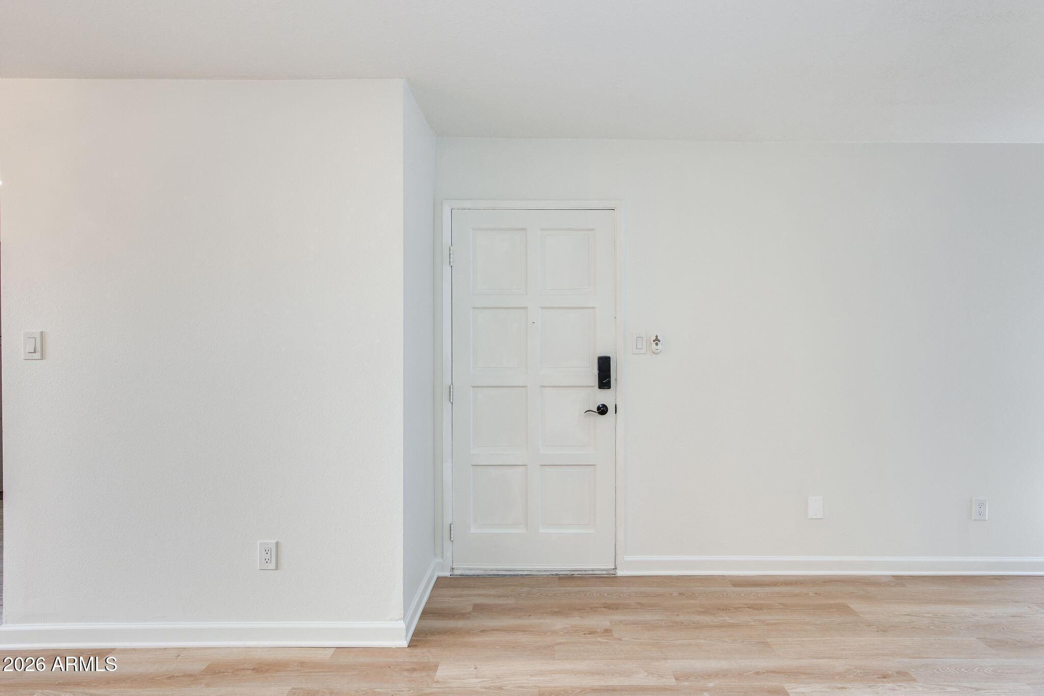 4950 N MILLER Road 116