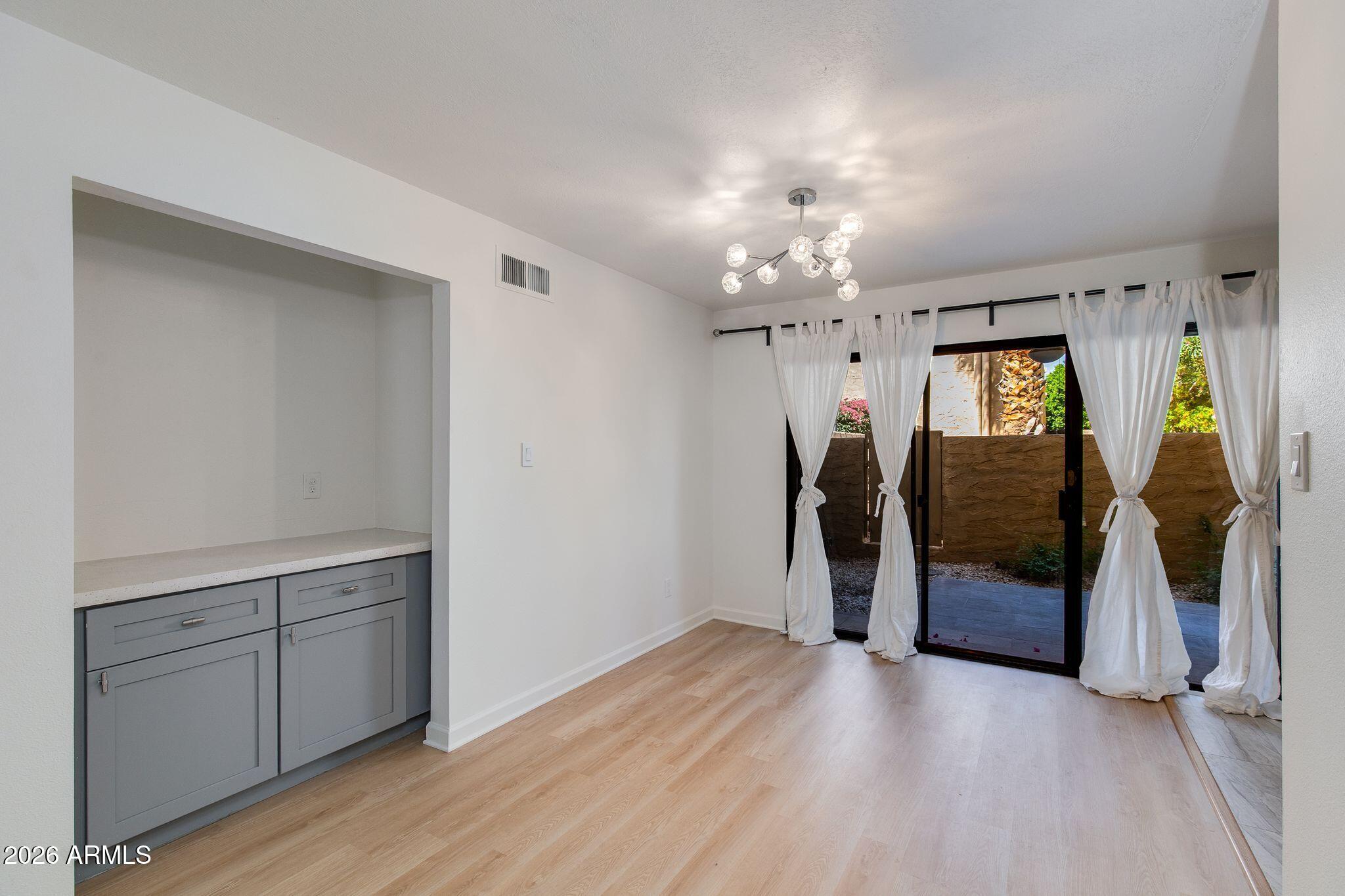 4950 N MILLER Road 116