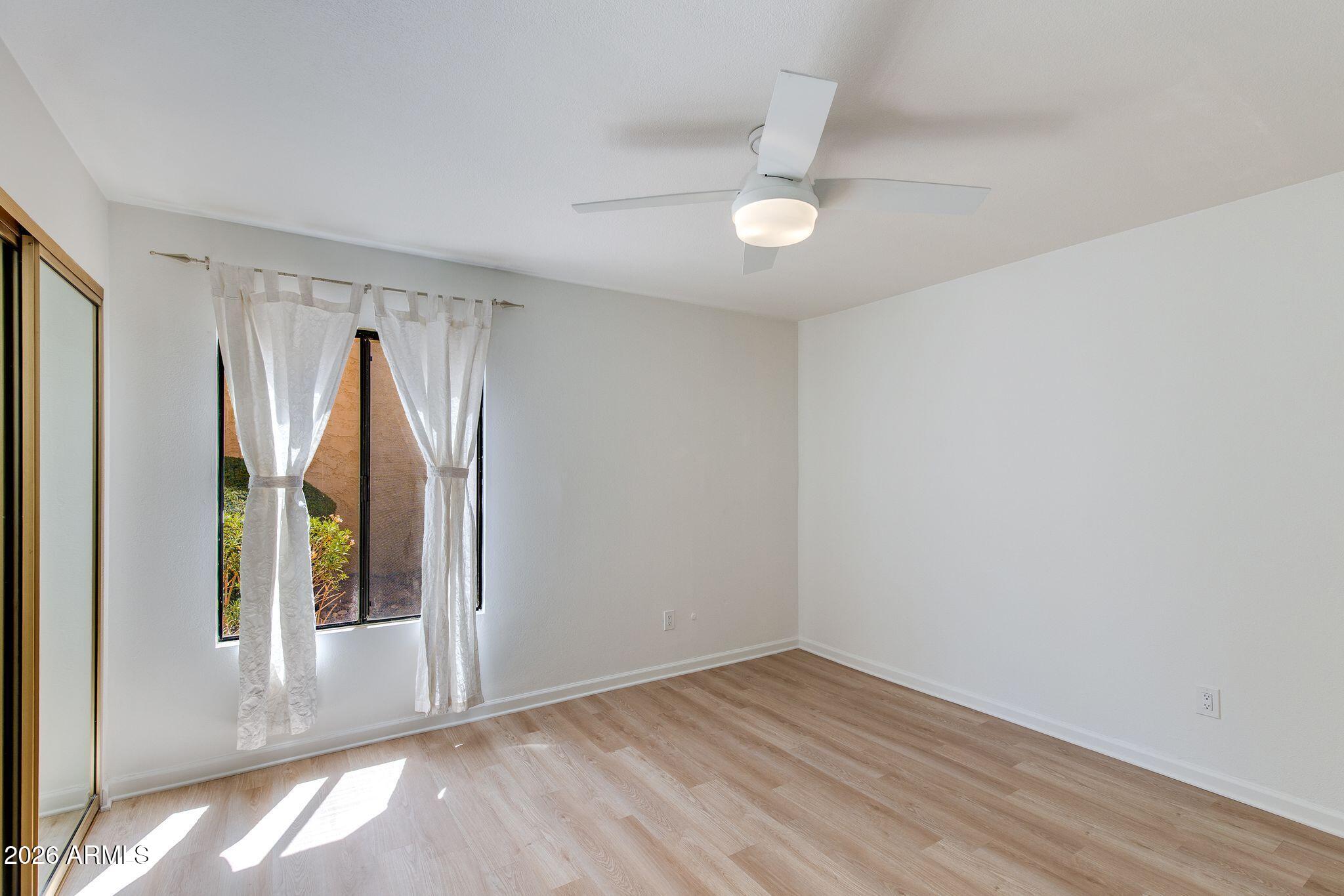 4950 N MILLER Road 116