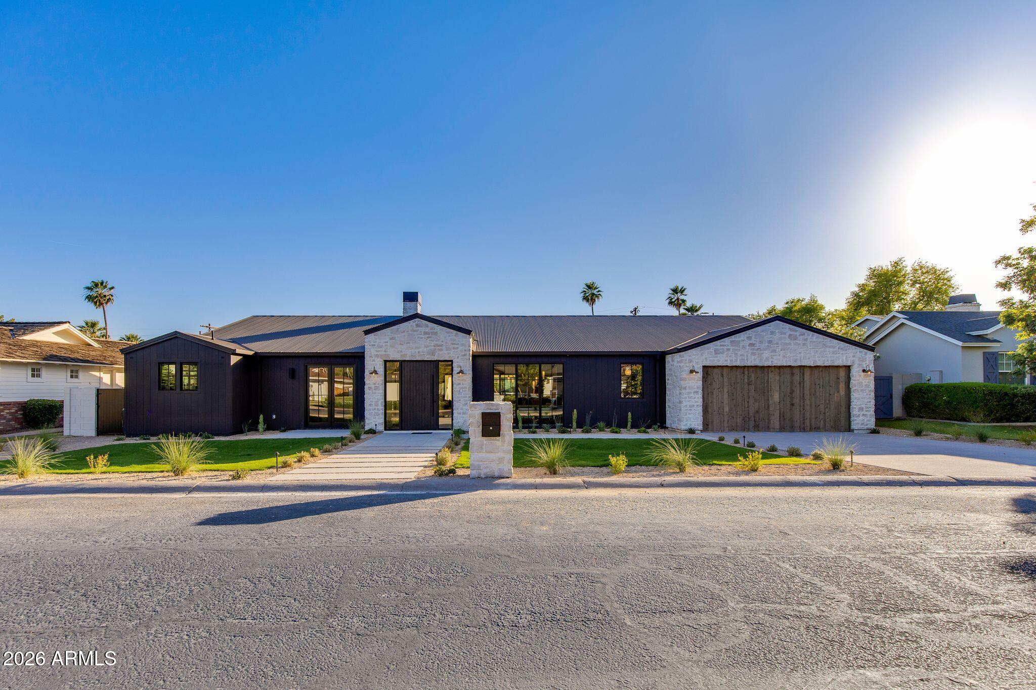 4549 E Calle Ventura