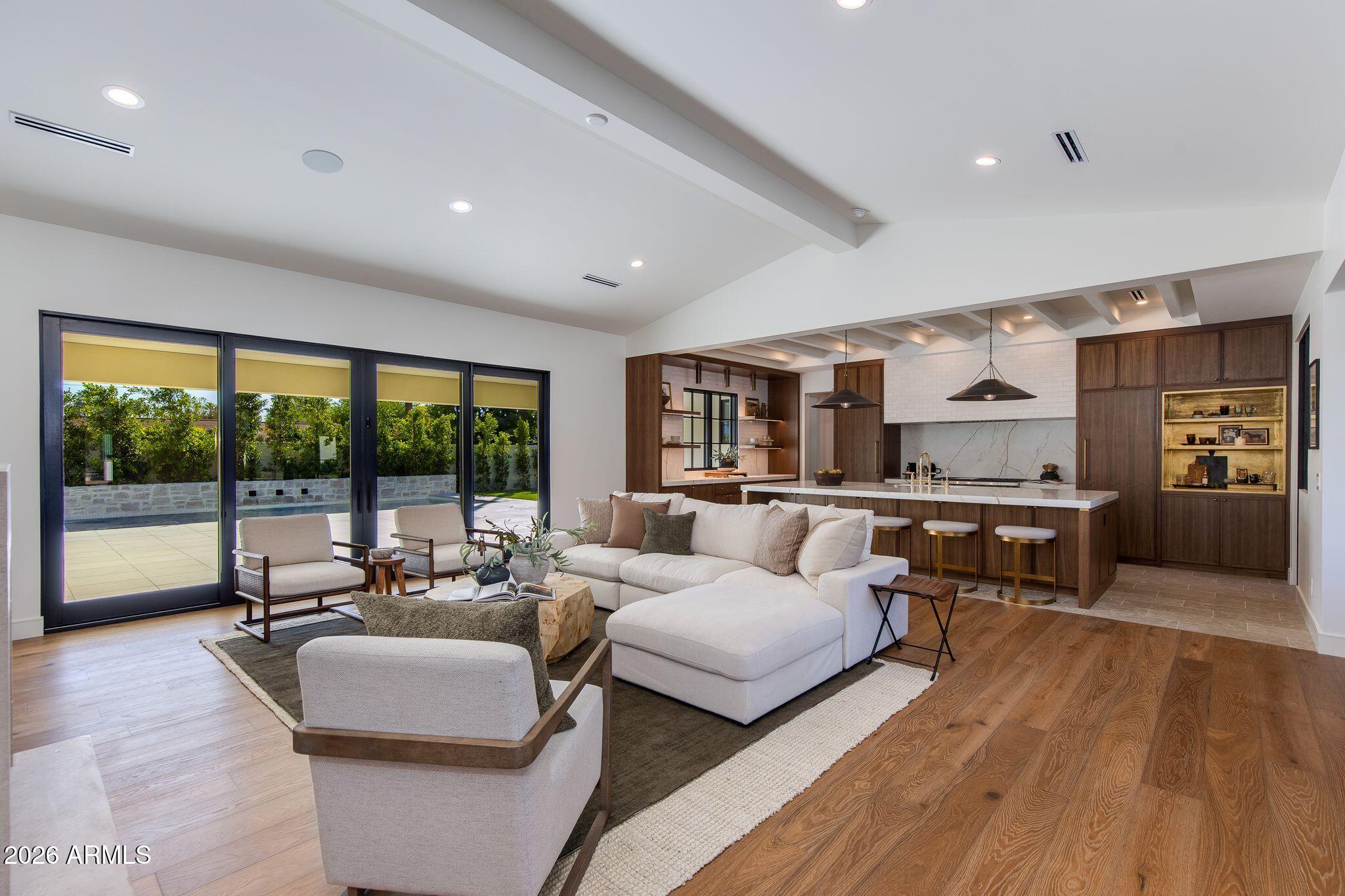 4549 E Calle Ventura