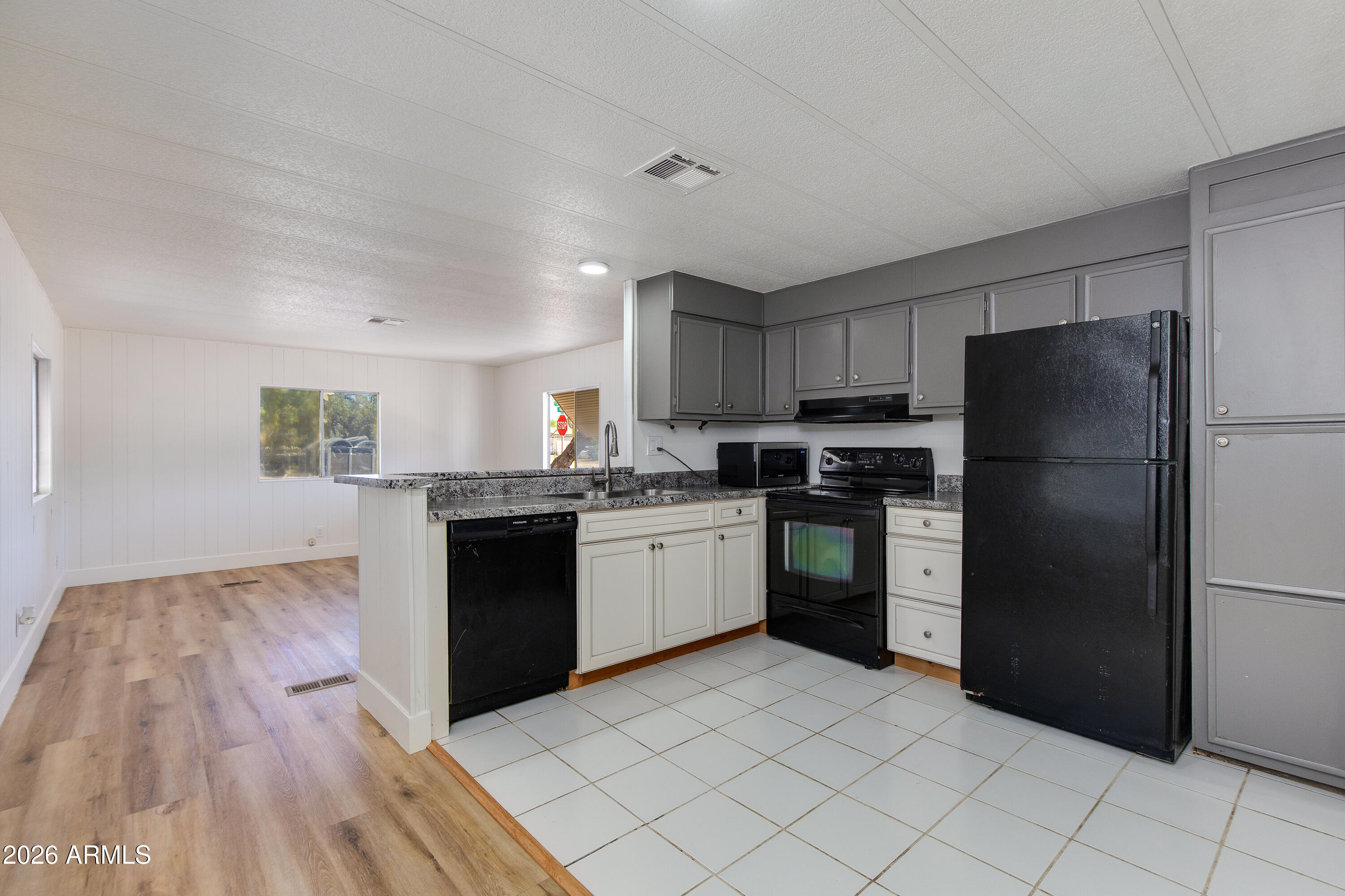 102 S 96TH Street