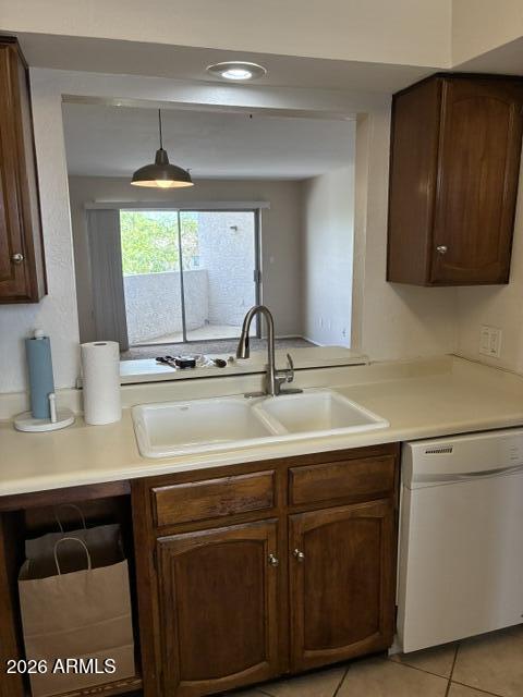 7494 E EARLL Drive 310