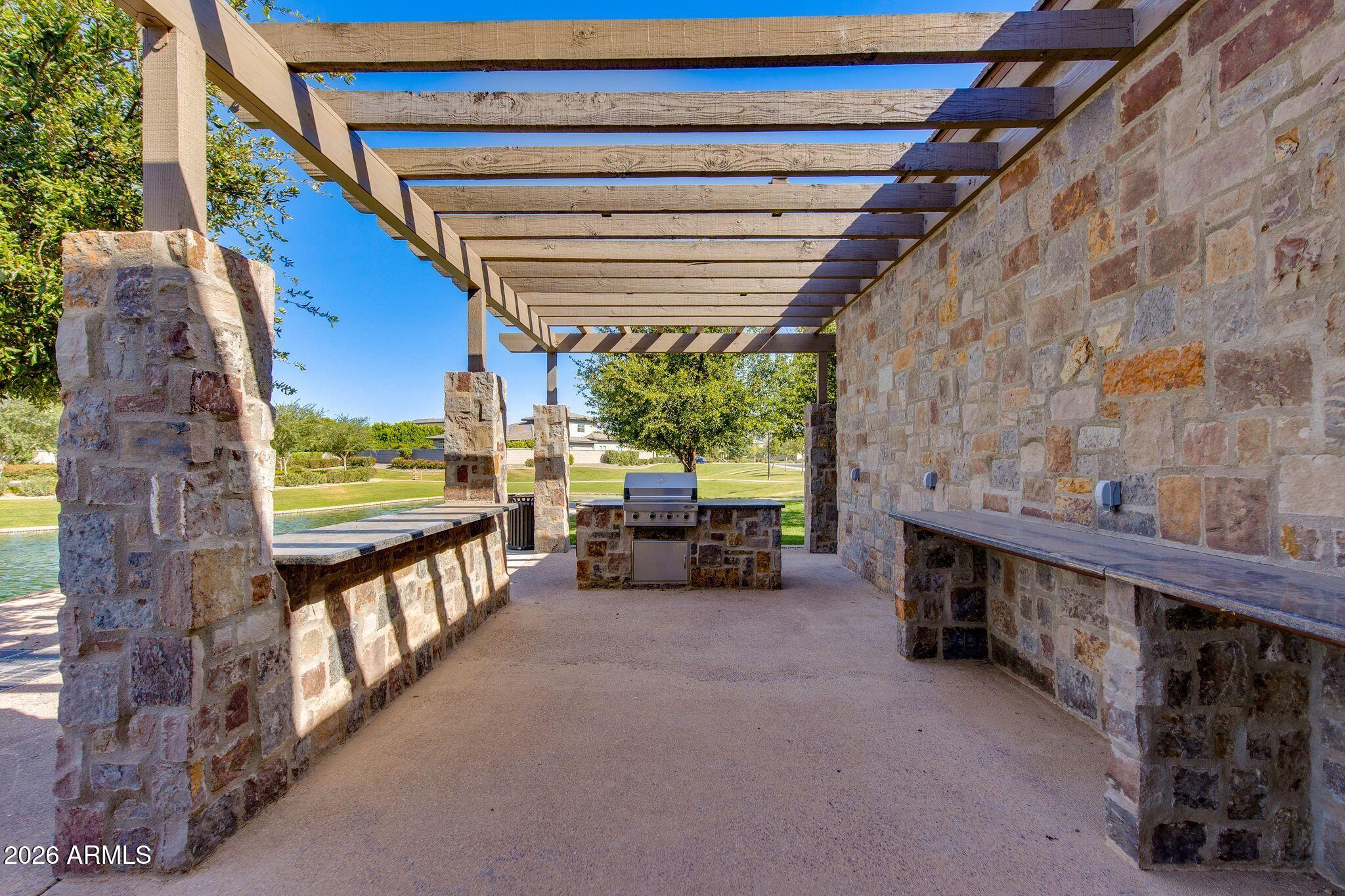 2766 E BONANZA Court