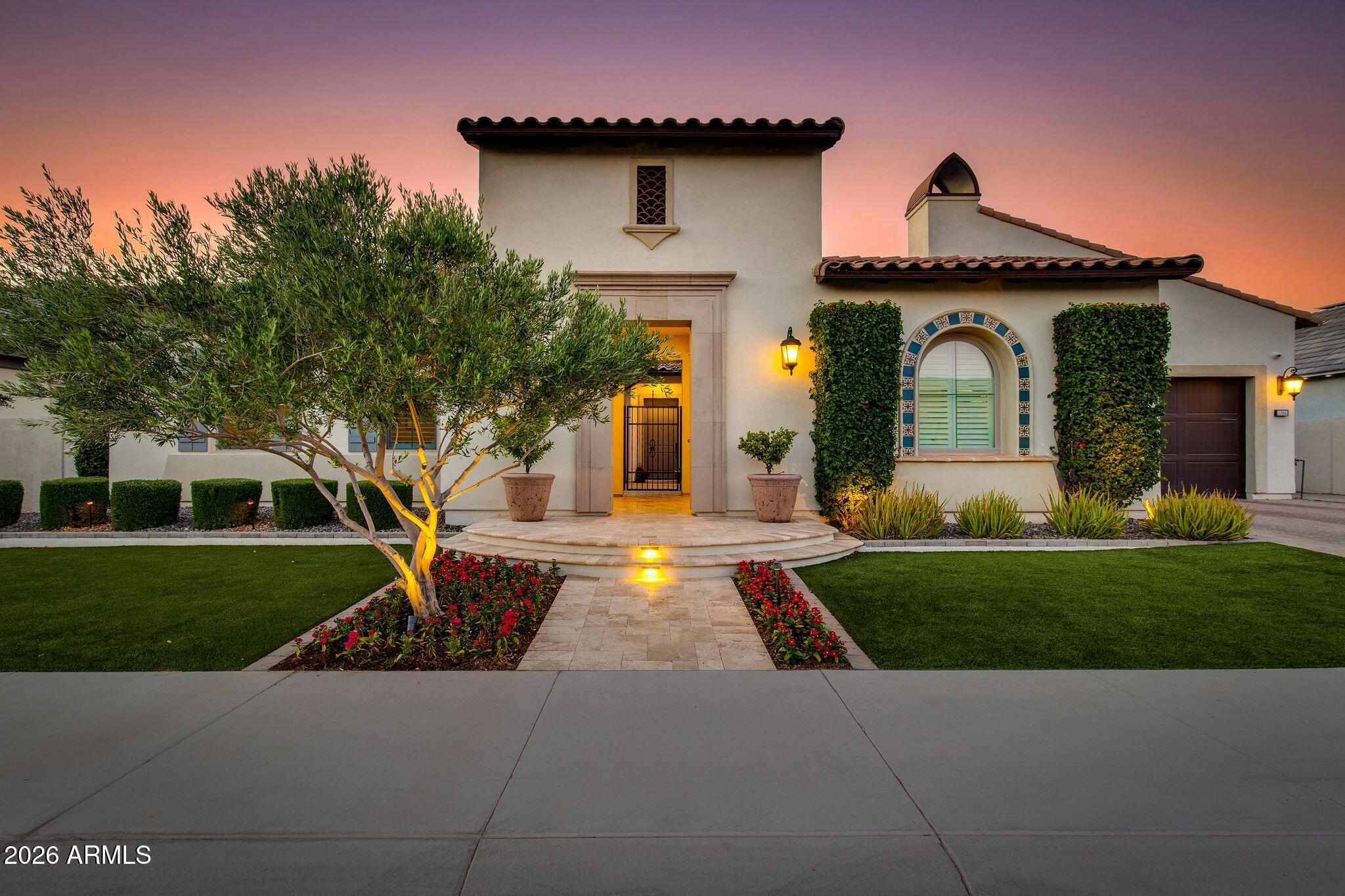 2766 E BONANZA Court