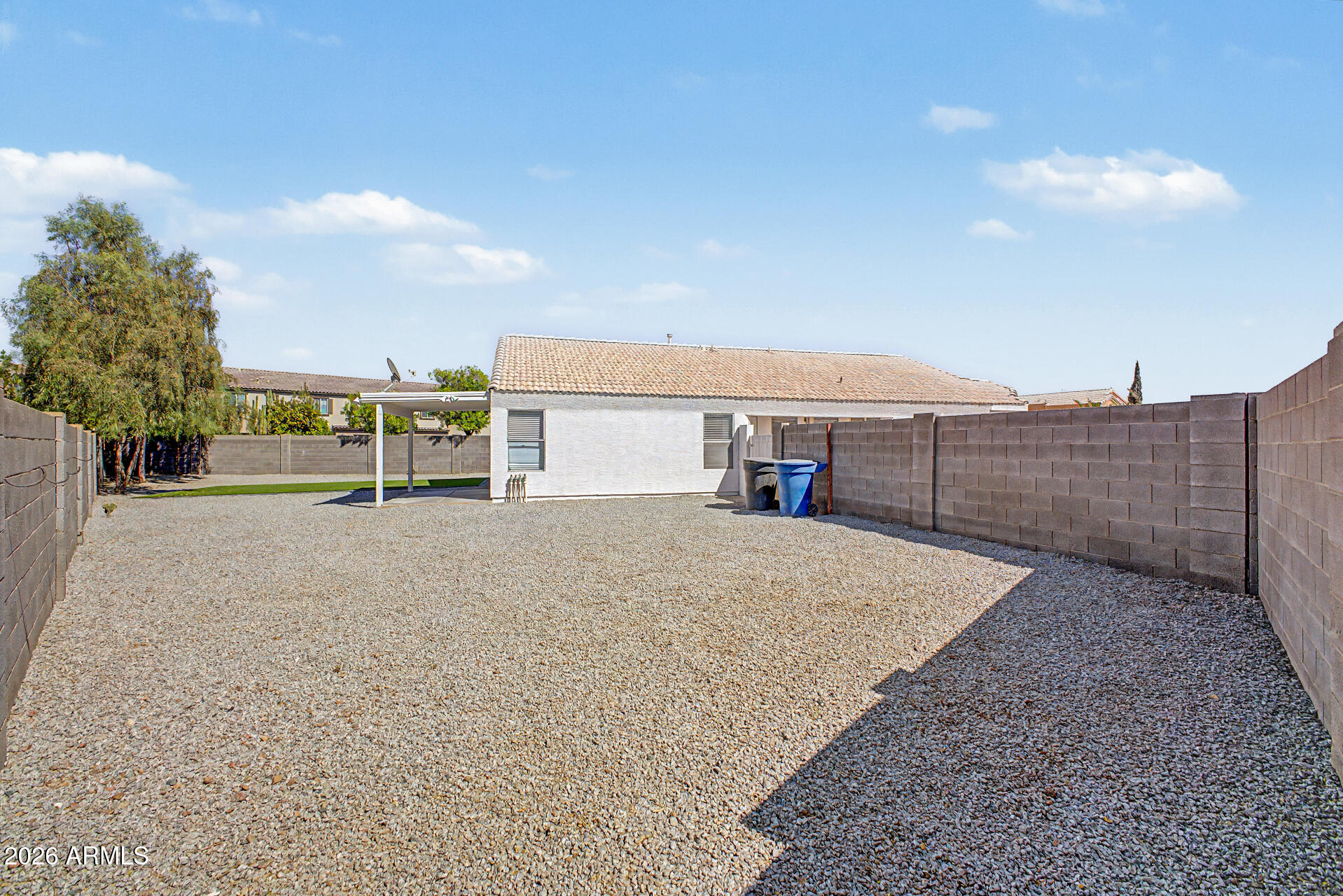 143 N DANYELL Court