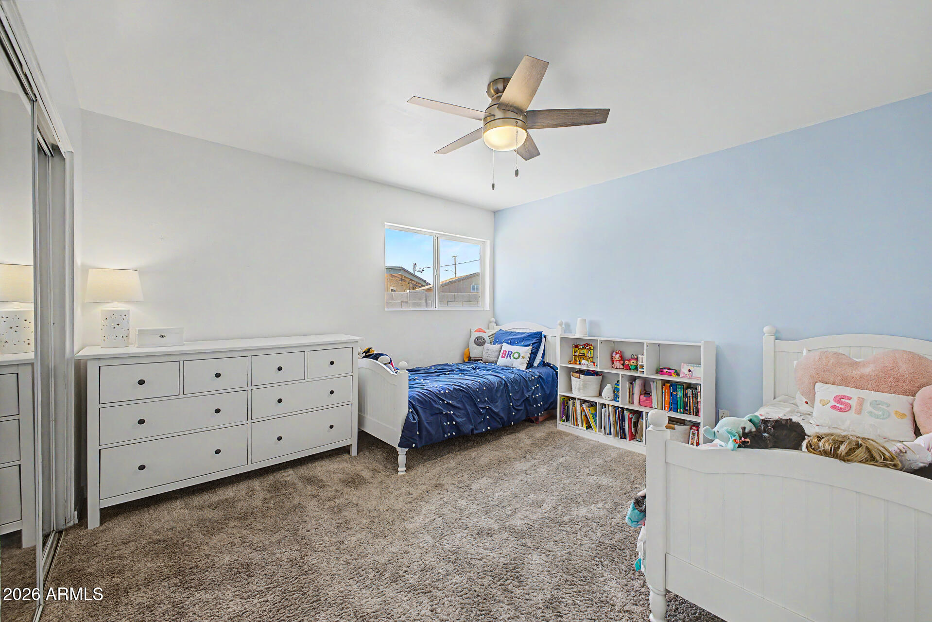 3632 E SUNNYSIDE Drive