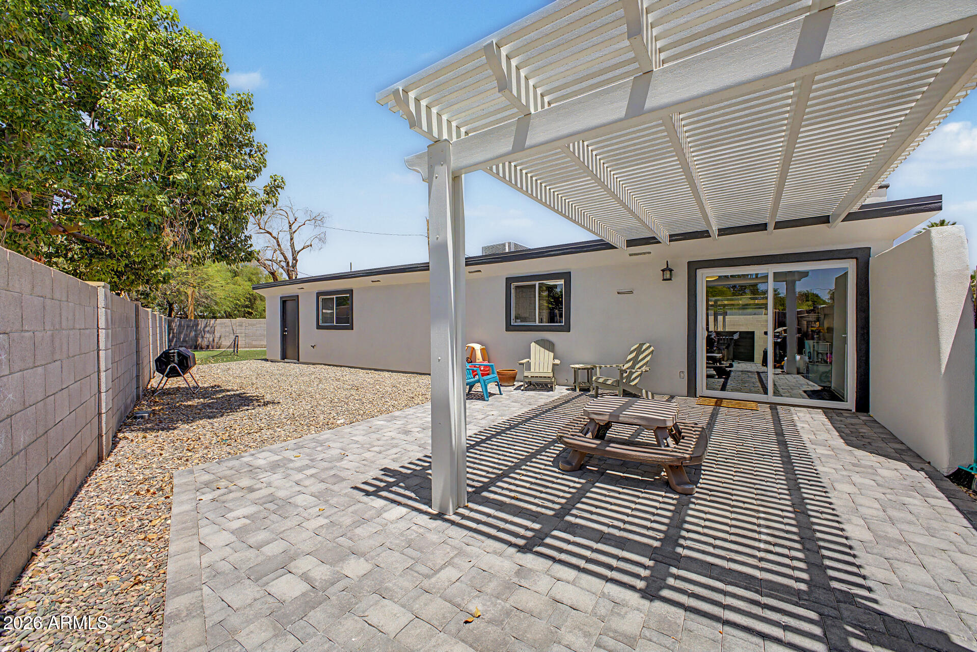 3632 E SUNNYSIDE Drive