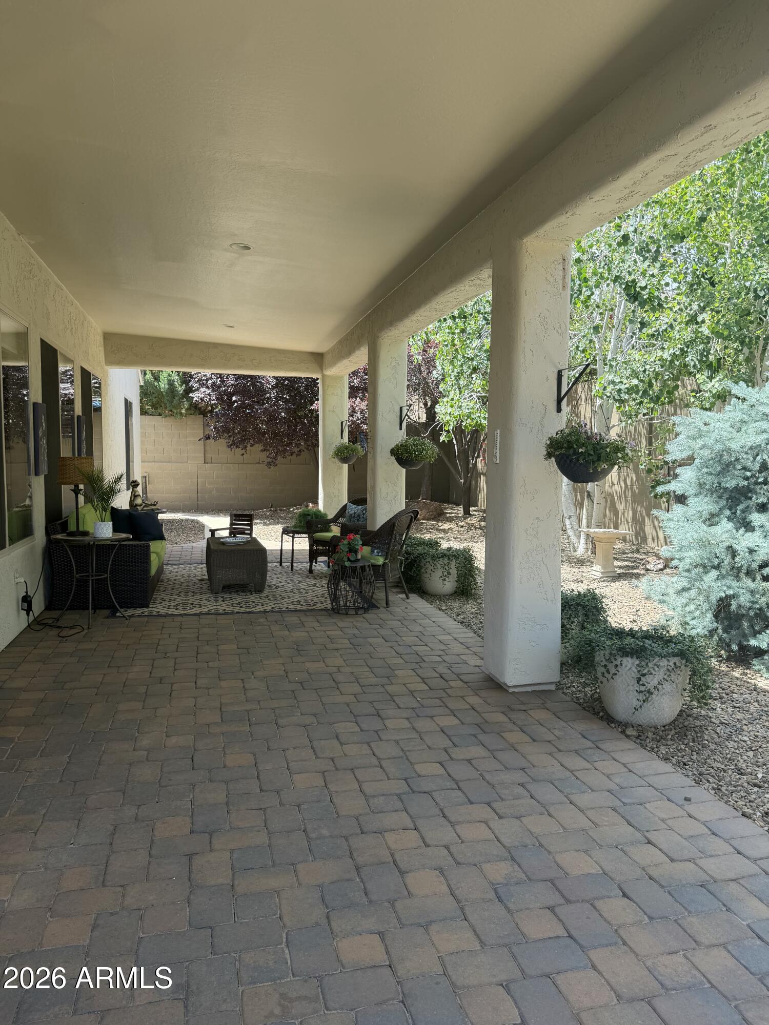 7615 E TRADERS Trail