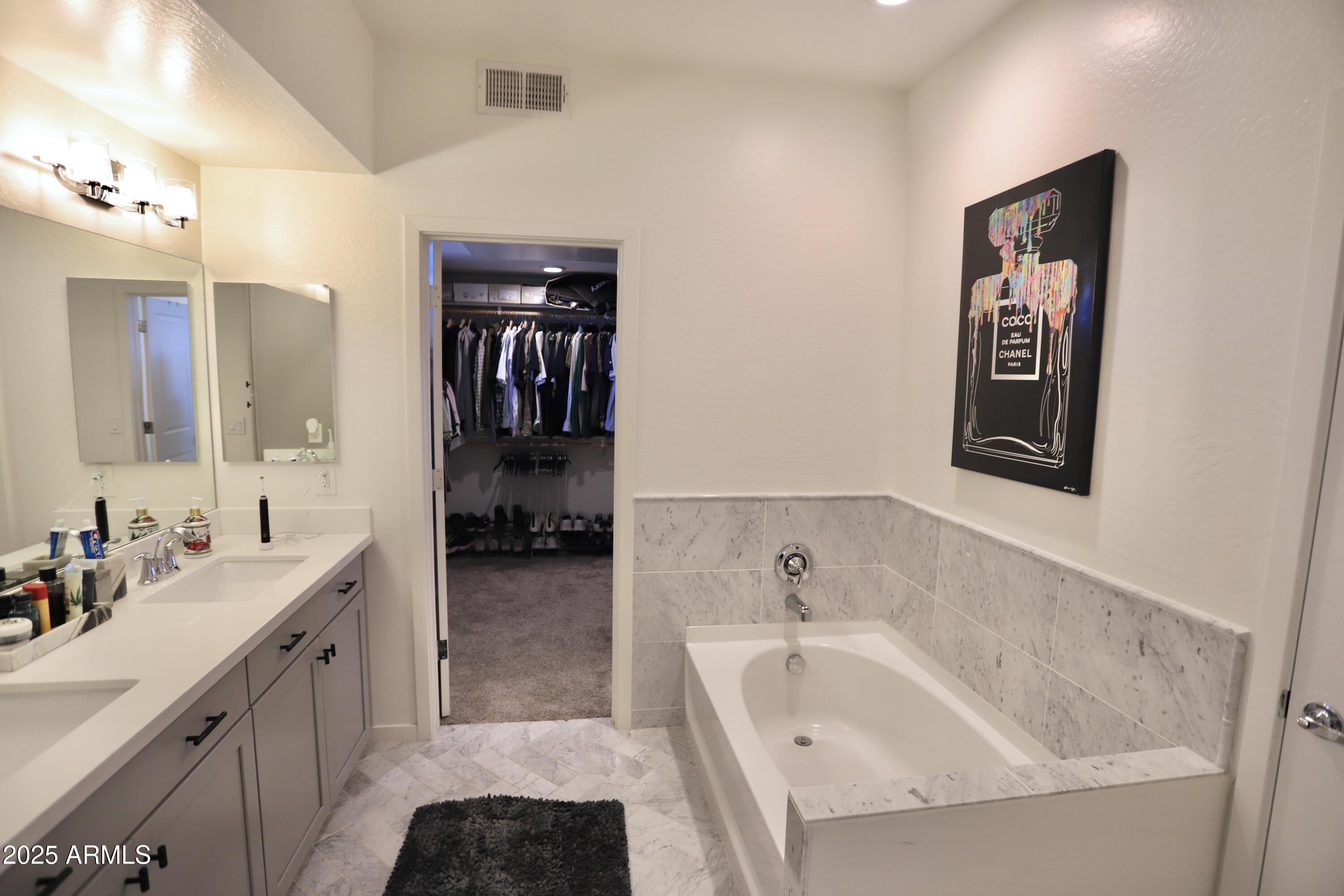 2315 N 52nd Street Unit 124