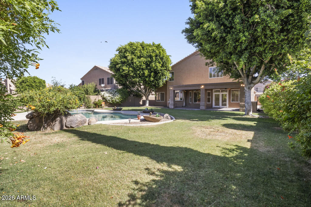 6181 W LINDA Lane