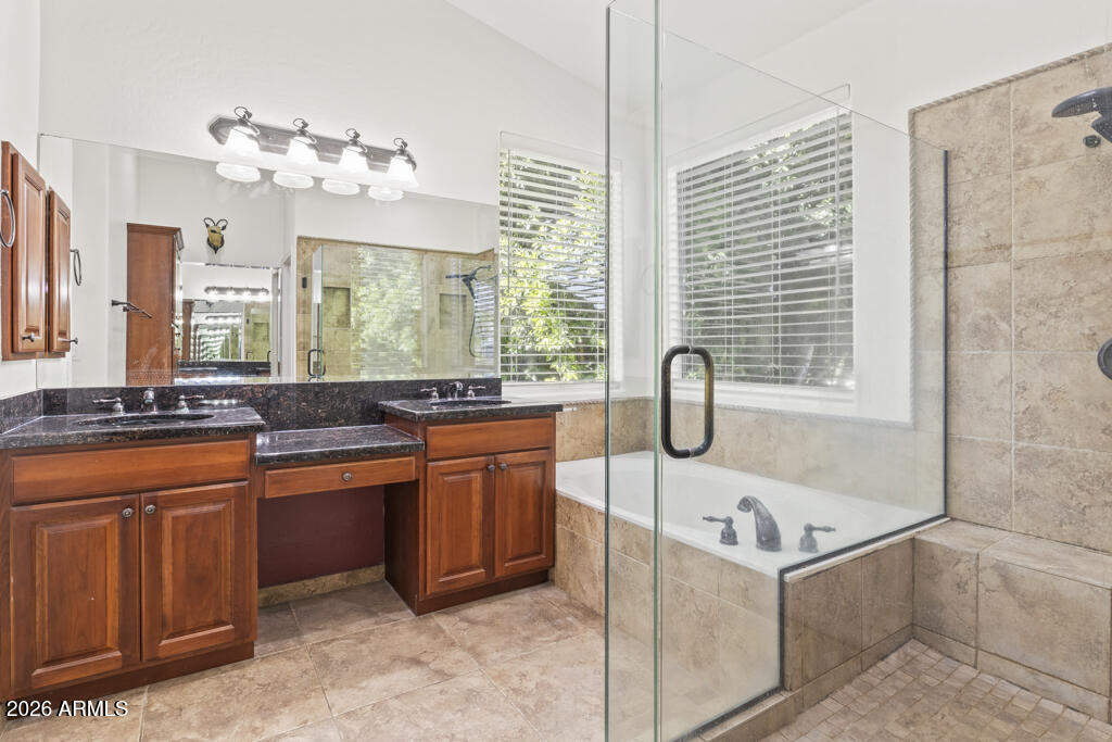 6181 W LINDA Lane