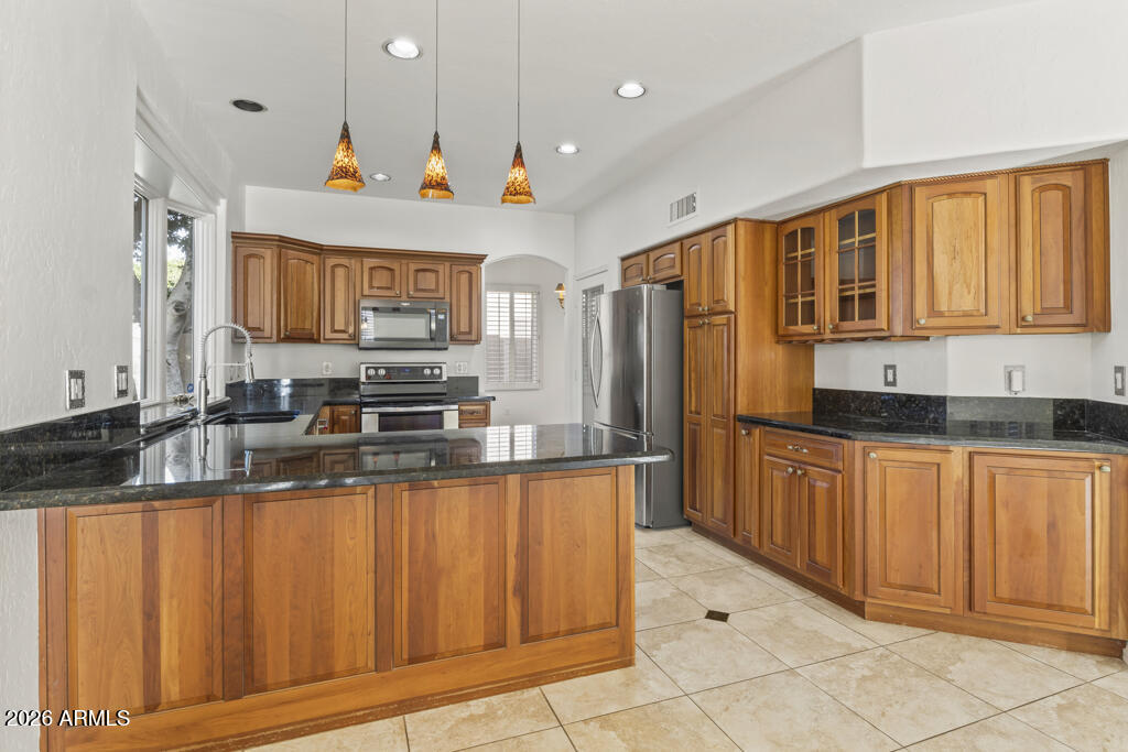 6181 W LINDA Lane