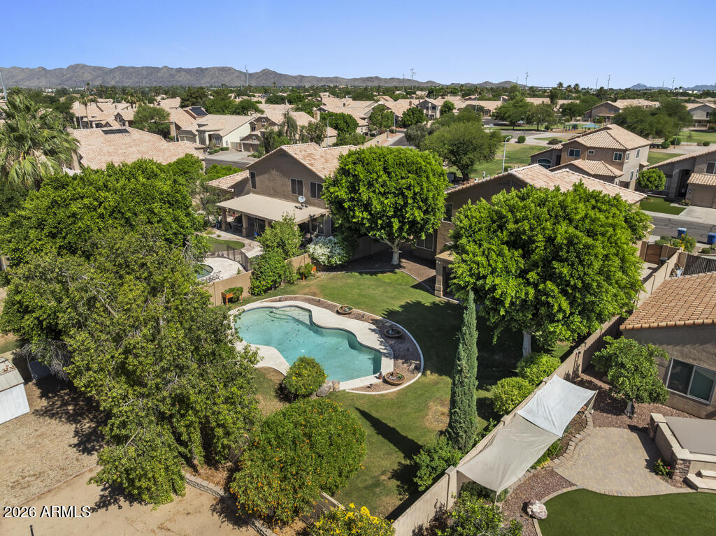 6181 W LINDA Lane